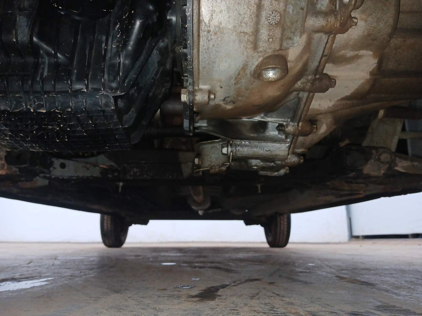 Used 2018 Renault Kwid RXE Petrol Manual extra FRONT LEFT UNDERBODY VIEW