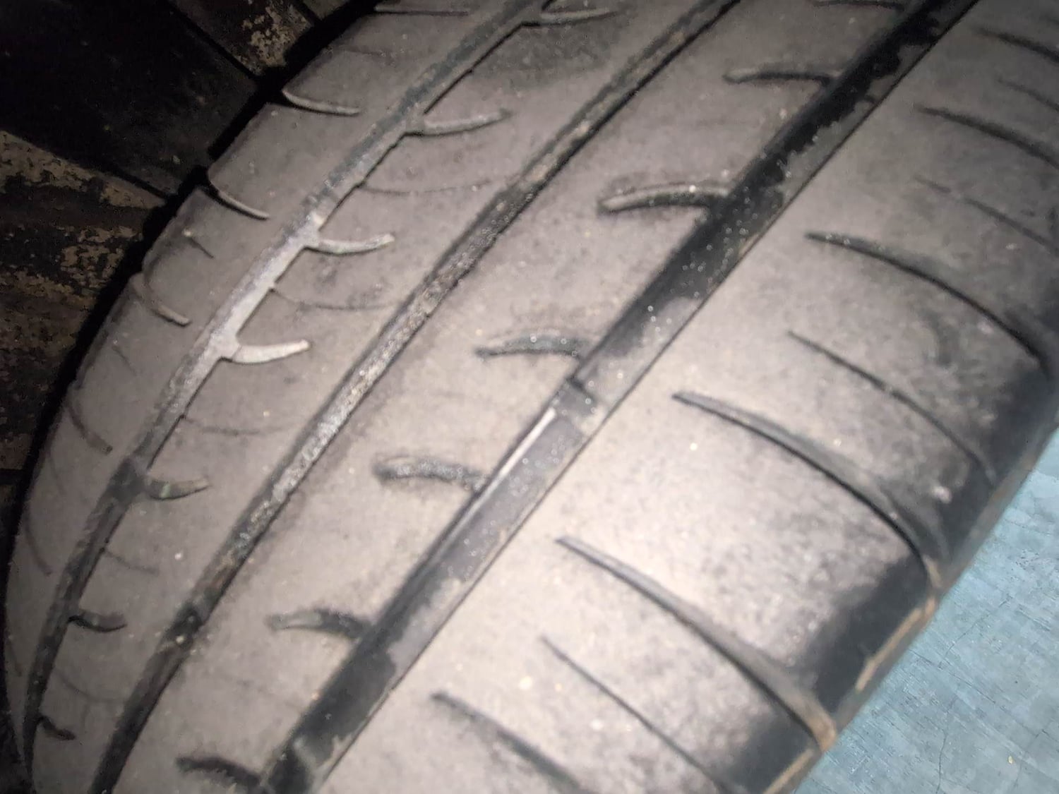 Used 2019 Hyundai Elite i20 Sportz Plus 1.2 Petrol Manual tyres LEFT REAR TYRE TREAD VIEW