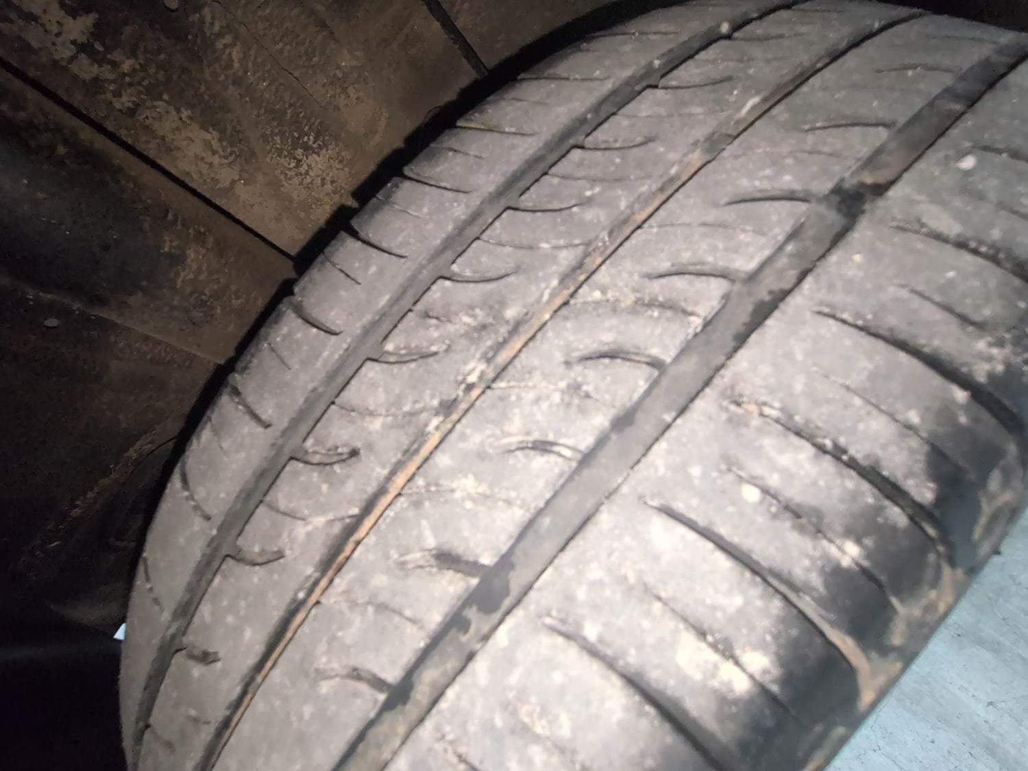 Used 2019 Hyundai Elite i20 Sportz Plus 1.2 Petrol Manual tyres RIGHT REAR TYRE TREAD VIEW