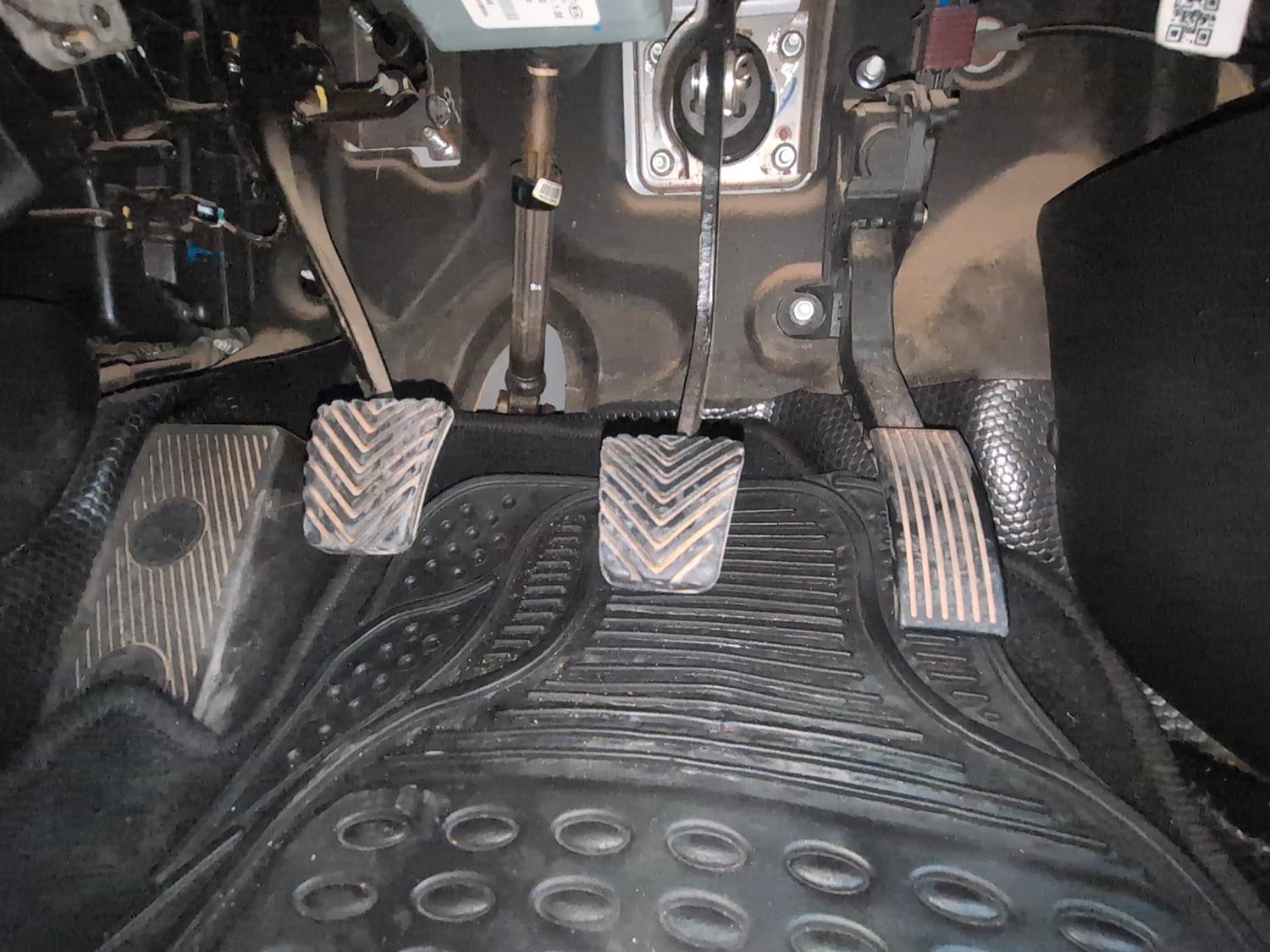 Used 2019 Hyundai Elite i20 Sportz Plus 1.2 Petrol Manual interior PEDALS VIEW