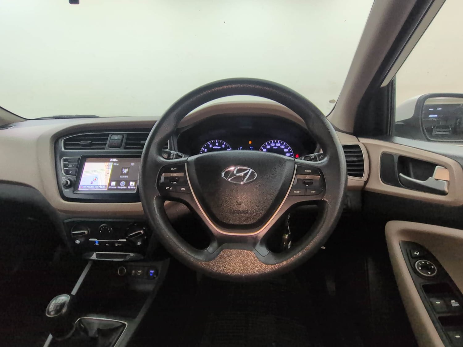 Used 2019 Hyundai Elite i20 Sportz Plus 1.2 Petrol Manual interior STEERING VIEW