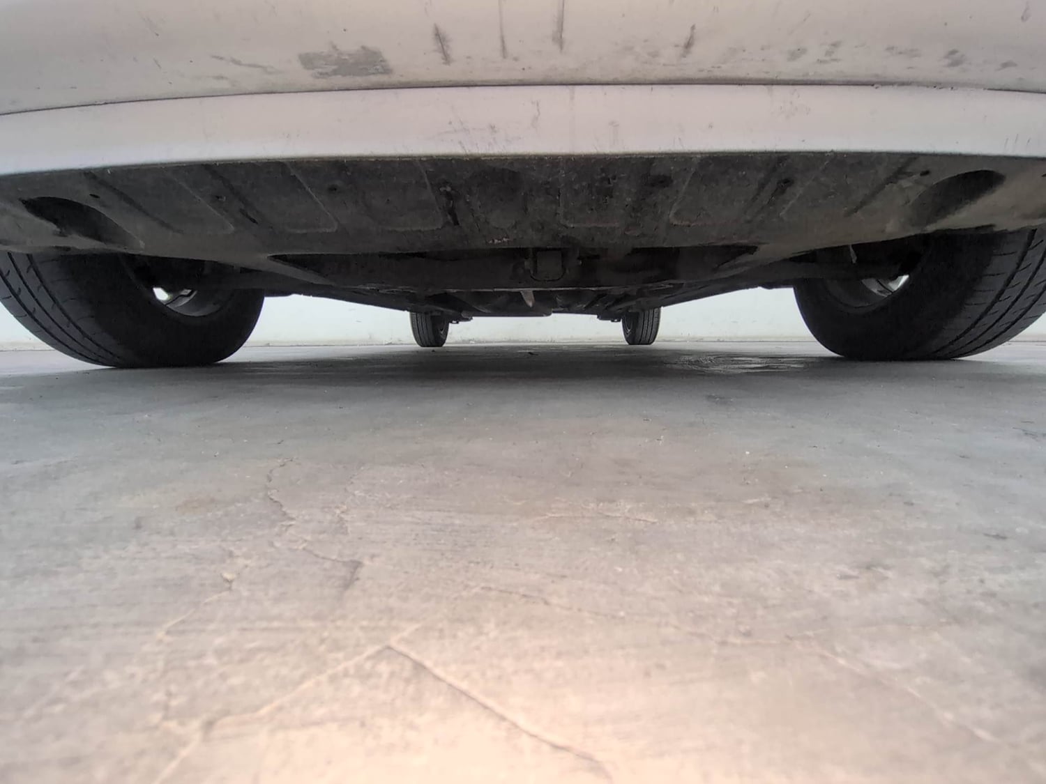 Used 2019 Hyundai Elite i20 Sportz Plus 1.2 Petrol Manual extra FRONT LEFT UNDERBODY VIEW