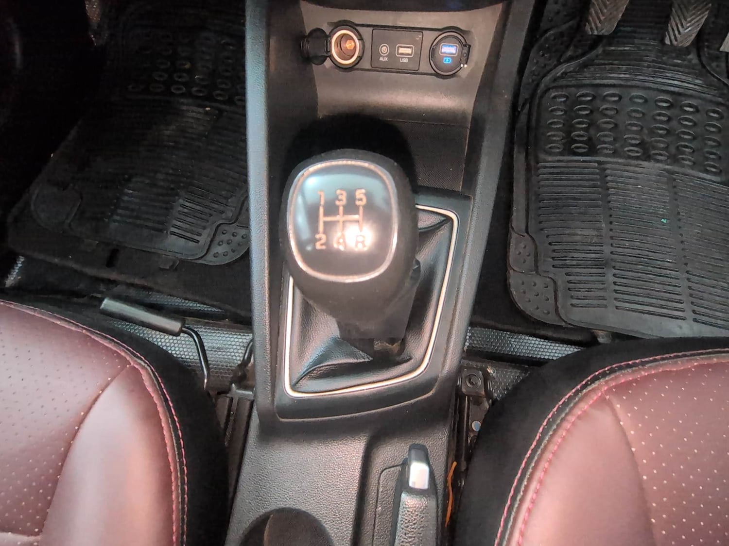 Used 2019 Hyundai Elite i20 Sportz Plus 1.2 Petrol Manual interior GEAR  KNOB VIEW