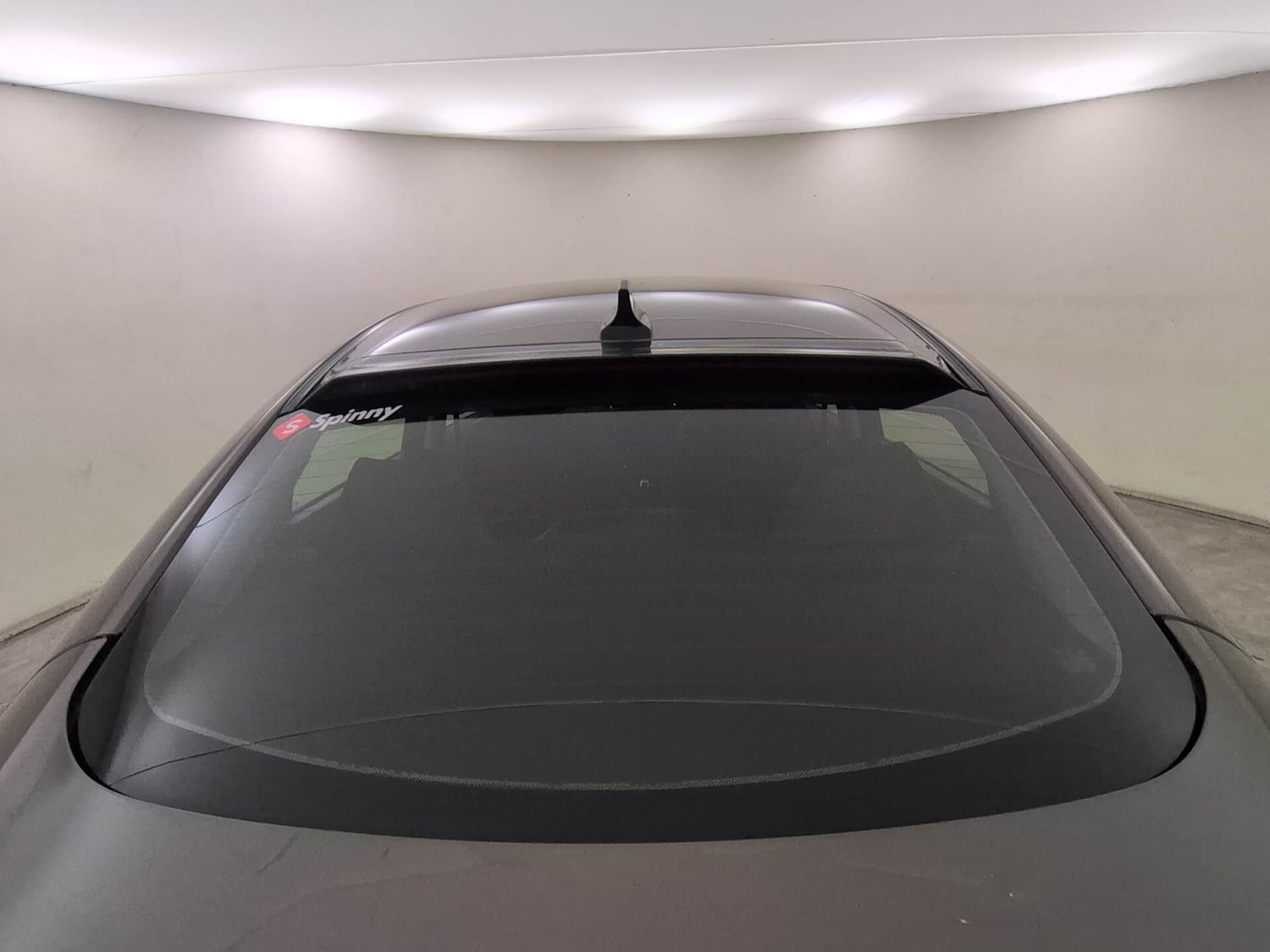 Used 2019 Tata Tigor Revotron XZ+ Petrol Manual exterior BACK WINDSHIELD VIEW