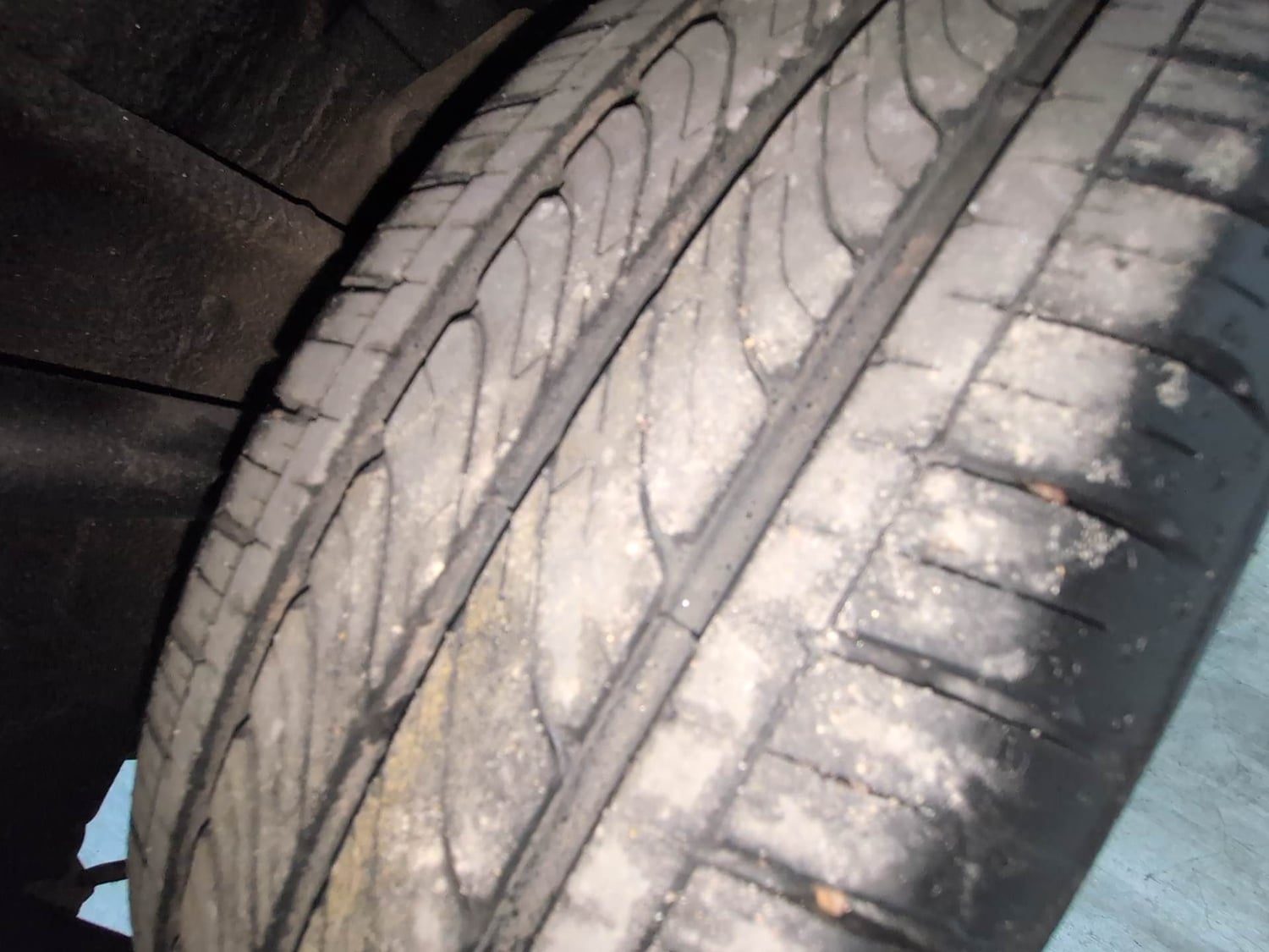 Used 2019 Tata Tigor Revotron XZ+ Petrol Manual tyres RIGHT REAR TYRE TREAD VIEW