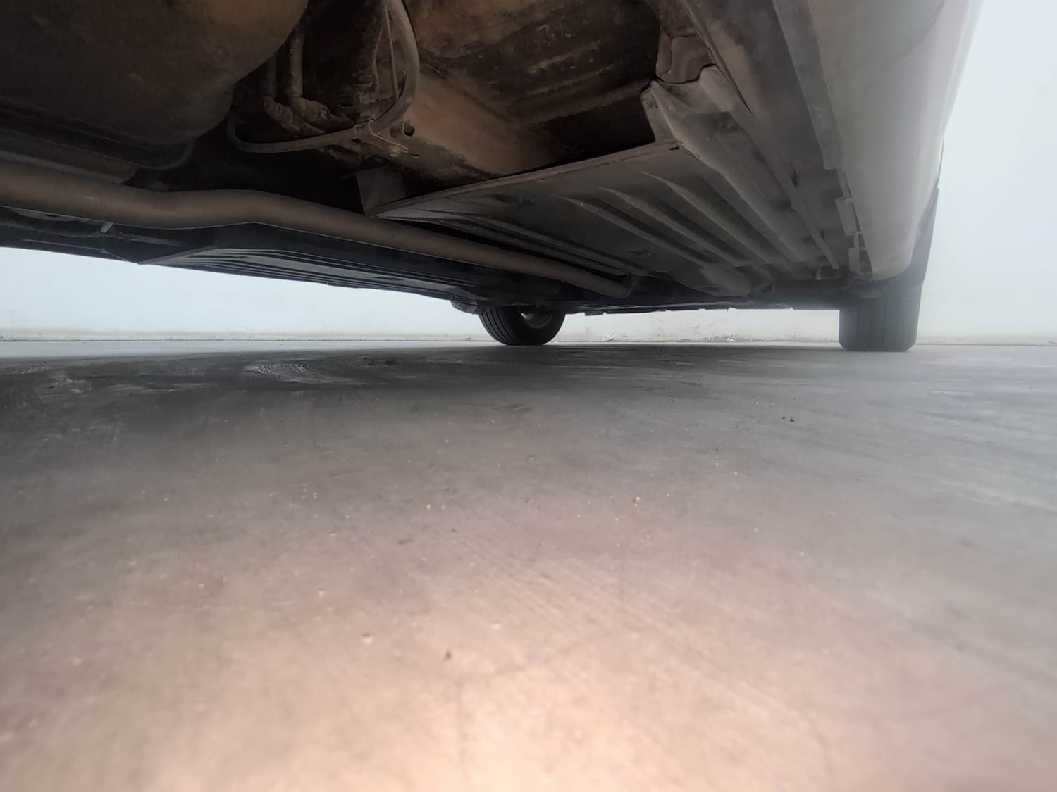 Used 2017 Maruti Suzuki S-Cross Sigma 1.3 Diesel Manual extra REAR RIGHT UNDERBODY VIEW