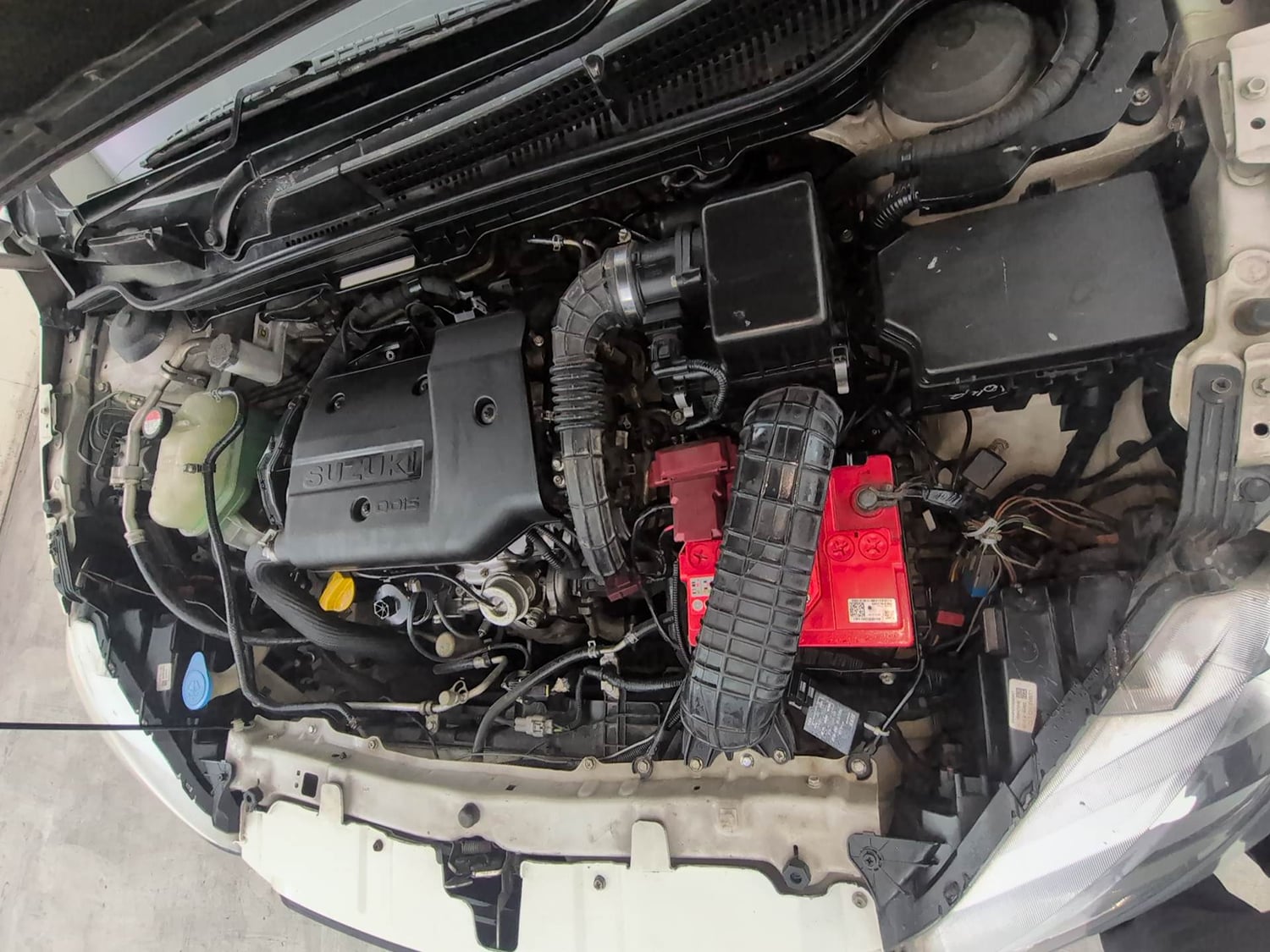 Used 2017 Maruti Suzuki S-Cross Sigma 1.3 Diesel Manual engine ENGINE LEFT SIDE VIEW