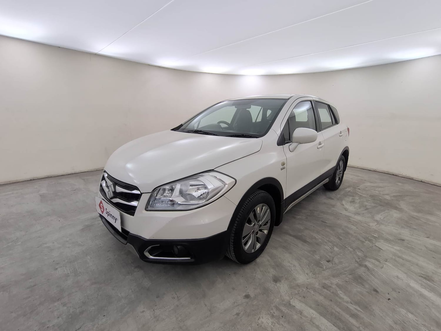 Used 2017 Maruti Suzuki S-Cross Sigma 1.3 Diesel Manual exterior LEFT FRONT CORNER VIEW