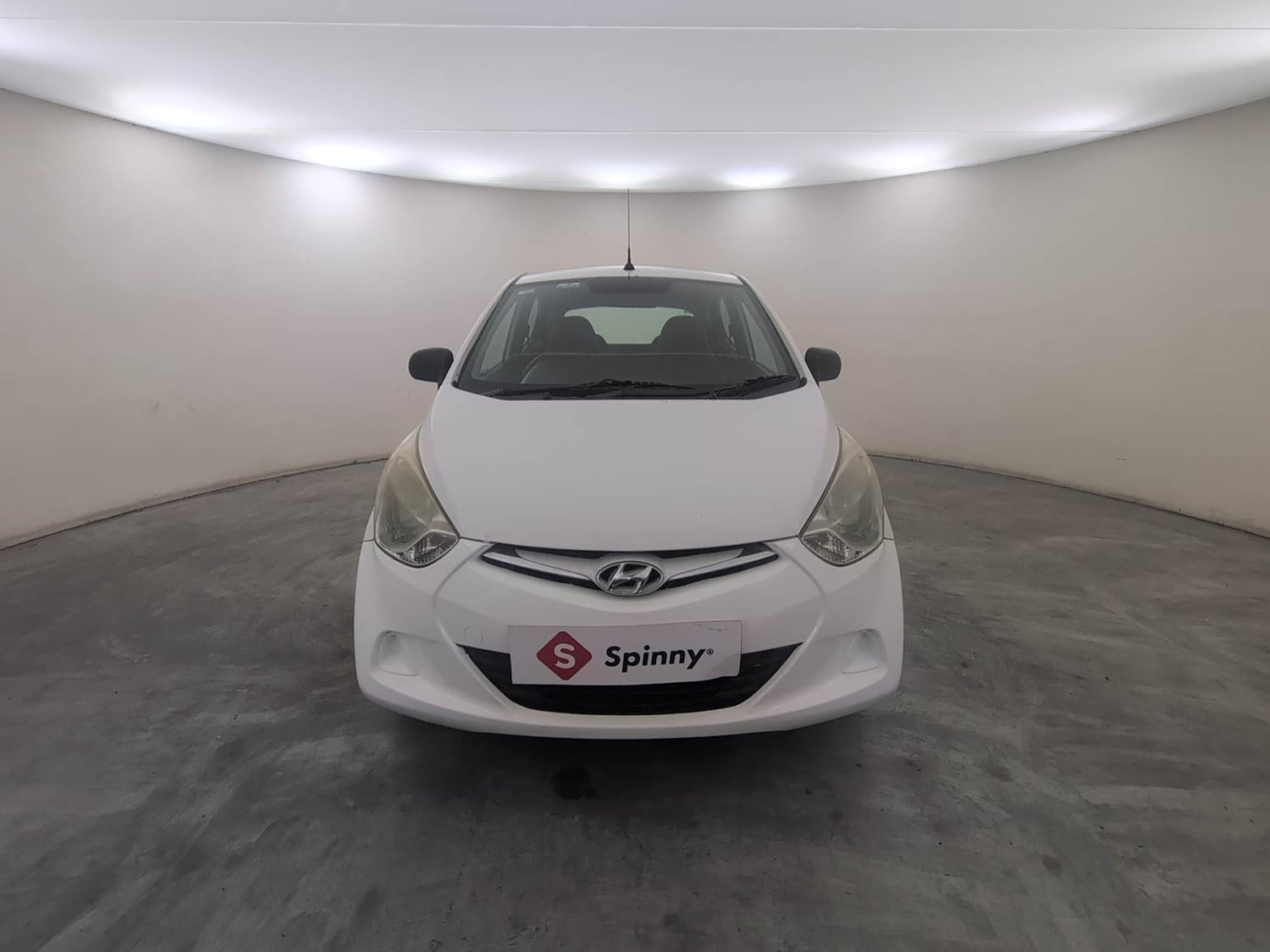 Used 2015 Hyundai Eon Magna + Petrol Manual exterior FRONT VIEW