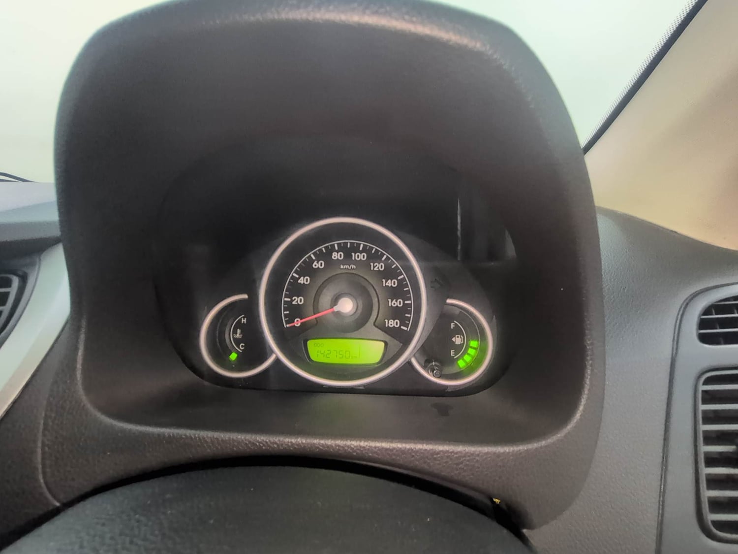 Used 2015 Hyundai Eon Magna + Petrol Manual interior CLUSTERMETER VIEW