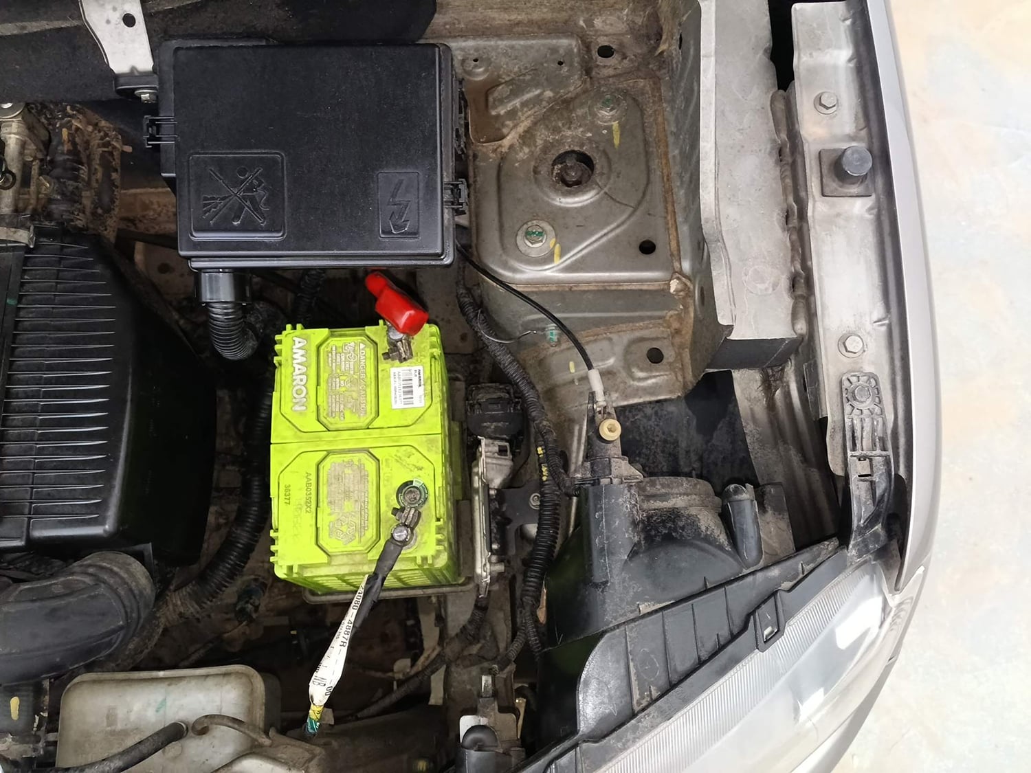 Used 2016 Renault Kwid RXT Petrol Manual engine ENGINE LEFT SIDE VIEW
