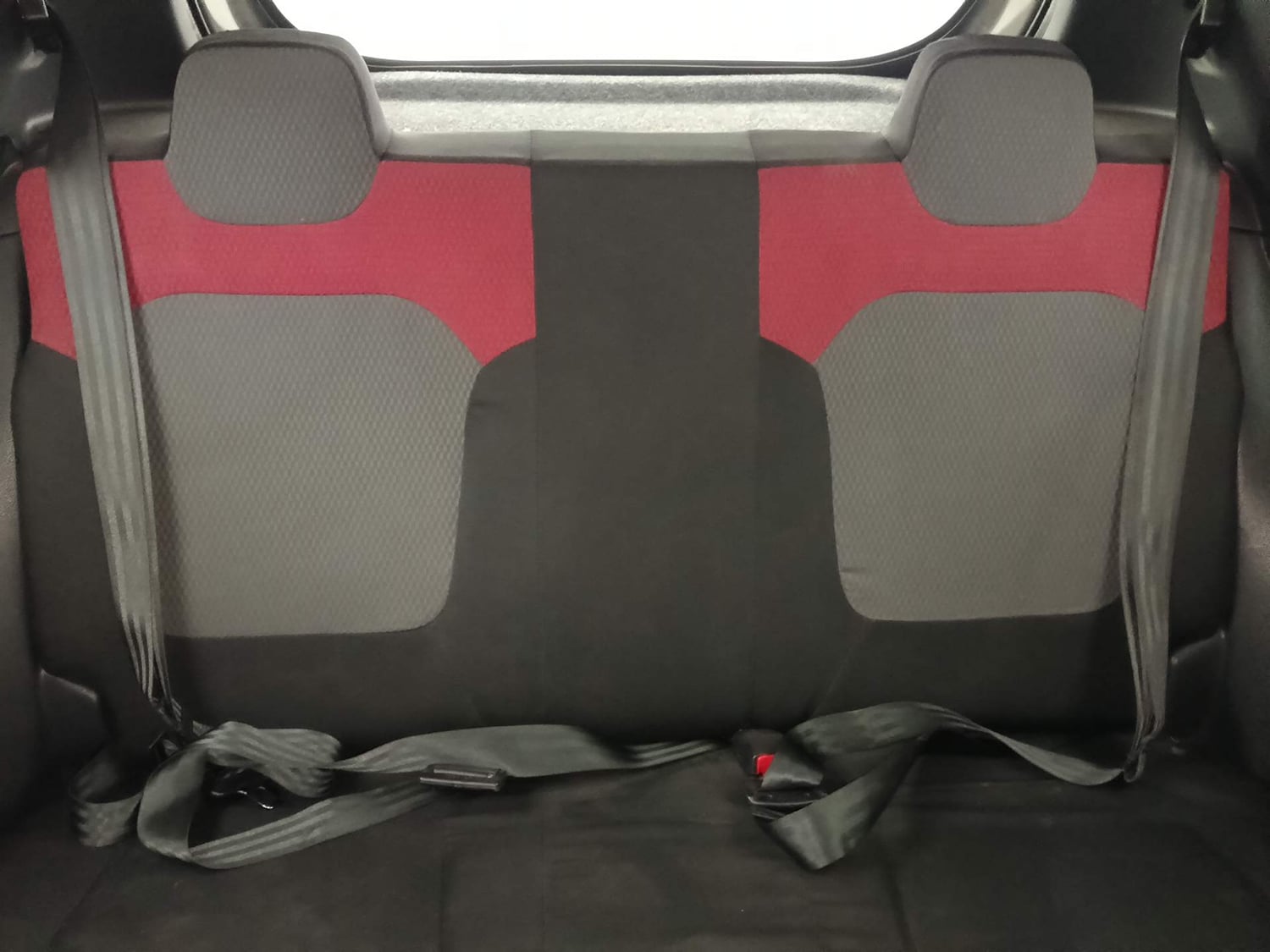 Used 2016 Renault Kwid RXT Petrol Manual interior REAR SEAT CONDITION VIEW