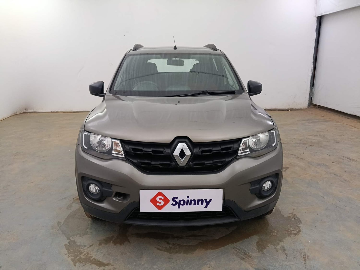 Used 2016 Renault Kwid RXT Petrol Manual exterior FRONT VIEW