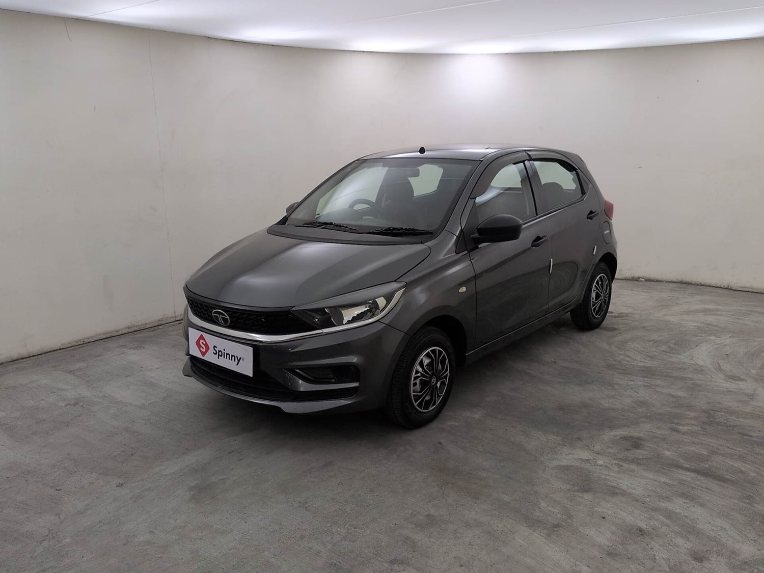 Used 2024 Tata Tiago XE Petrol Manual exterior LEFT FRONT CORNER VIEW