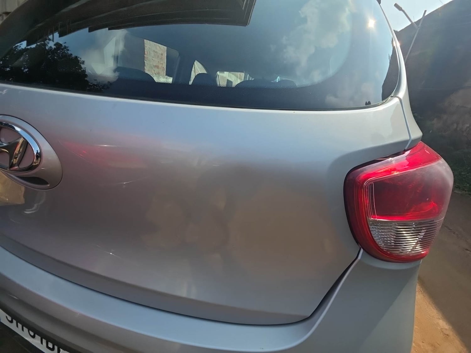 Used 2018 Hyundai Grand i10 Magna 1.2 Kappa VTVT Petrol Manual dents MINOR DENT