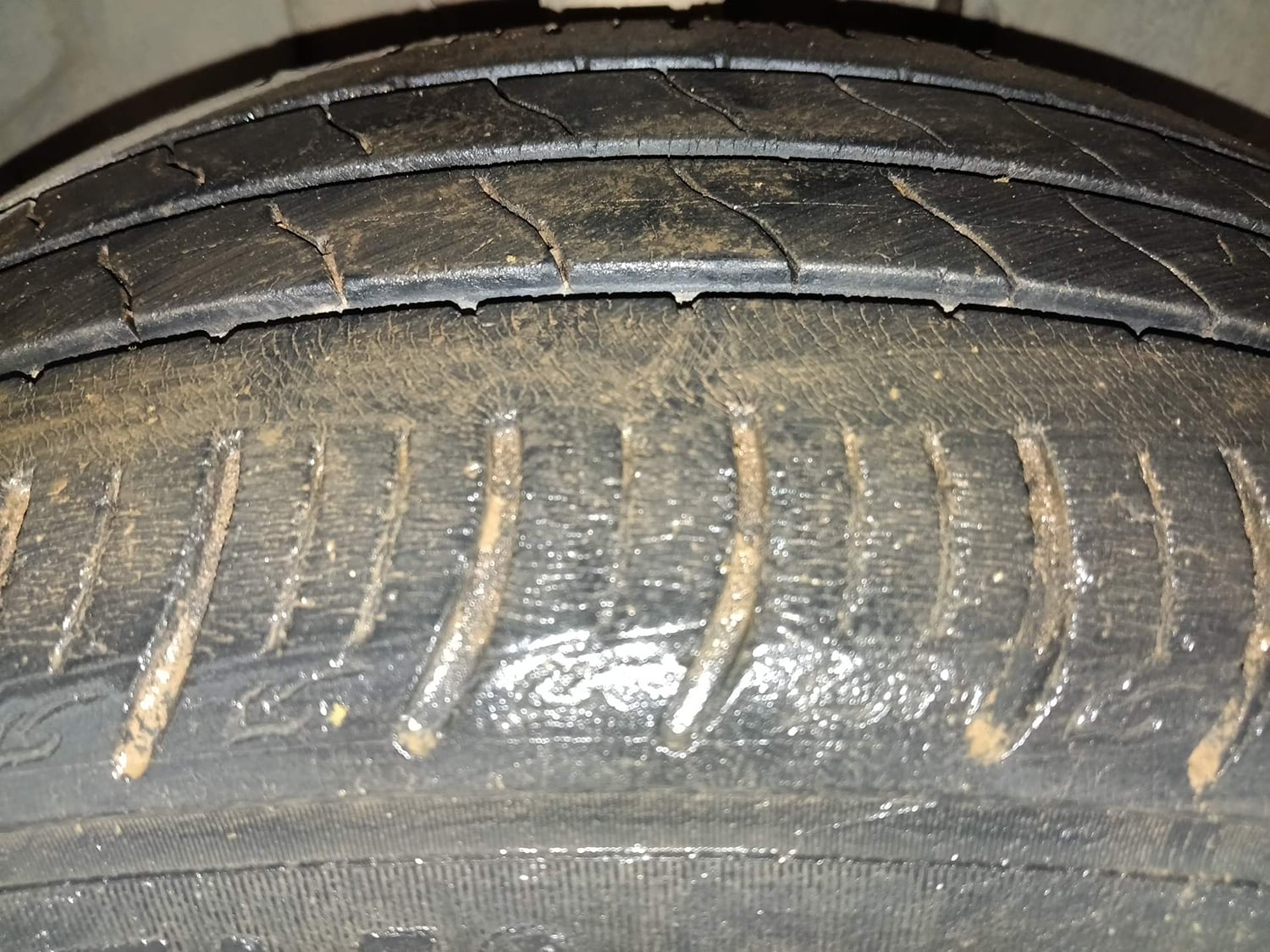 Used 2020 Tata Altroz XZ Petrol Petrol Manual tyres RIGHT FRONT TYRE TREAD VIEW