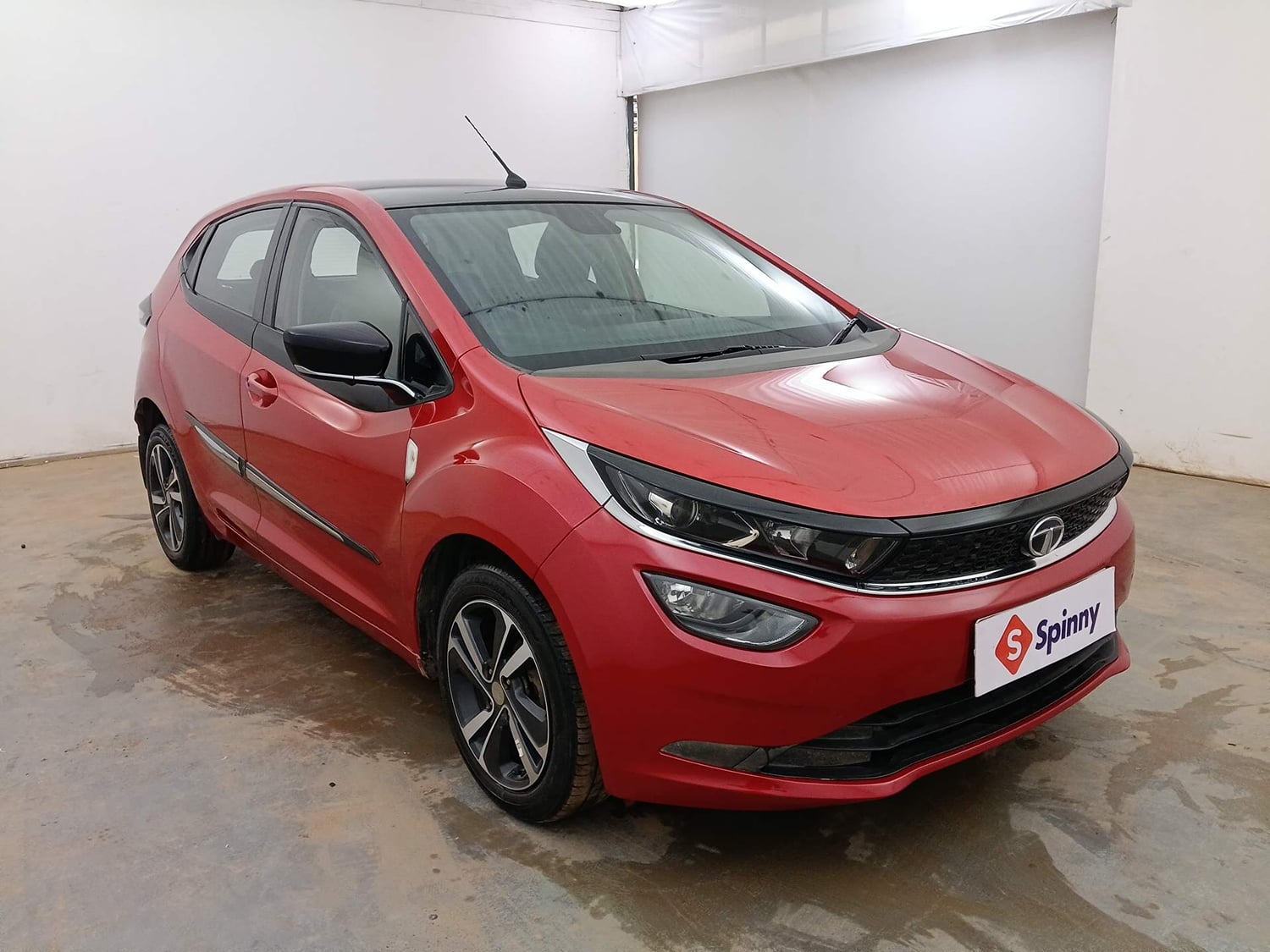 Used 2020 Tata Altroz XZ Petrol Petrol Manual exterior RIGHT FRONT CORNER VIEW