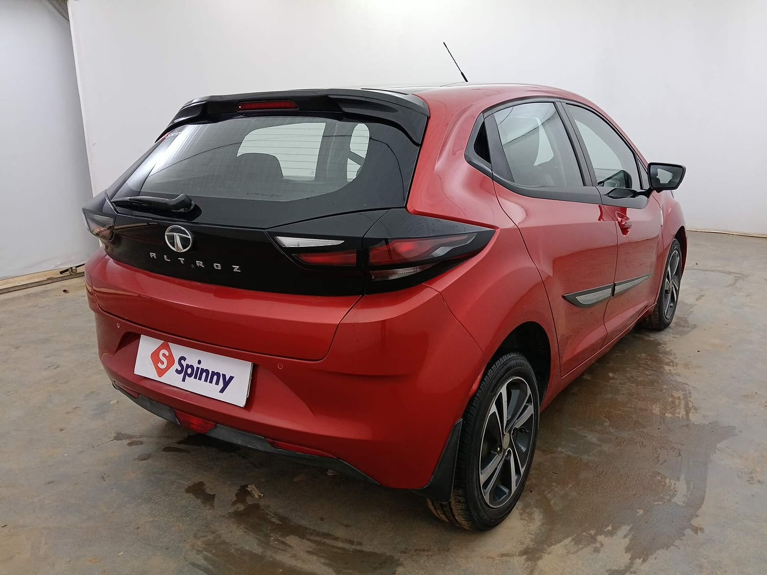 Used 2020 Tata Altroz XZ Petrol Petrol Manual exterior RIGHT REAR CORNER VIEW
