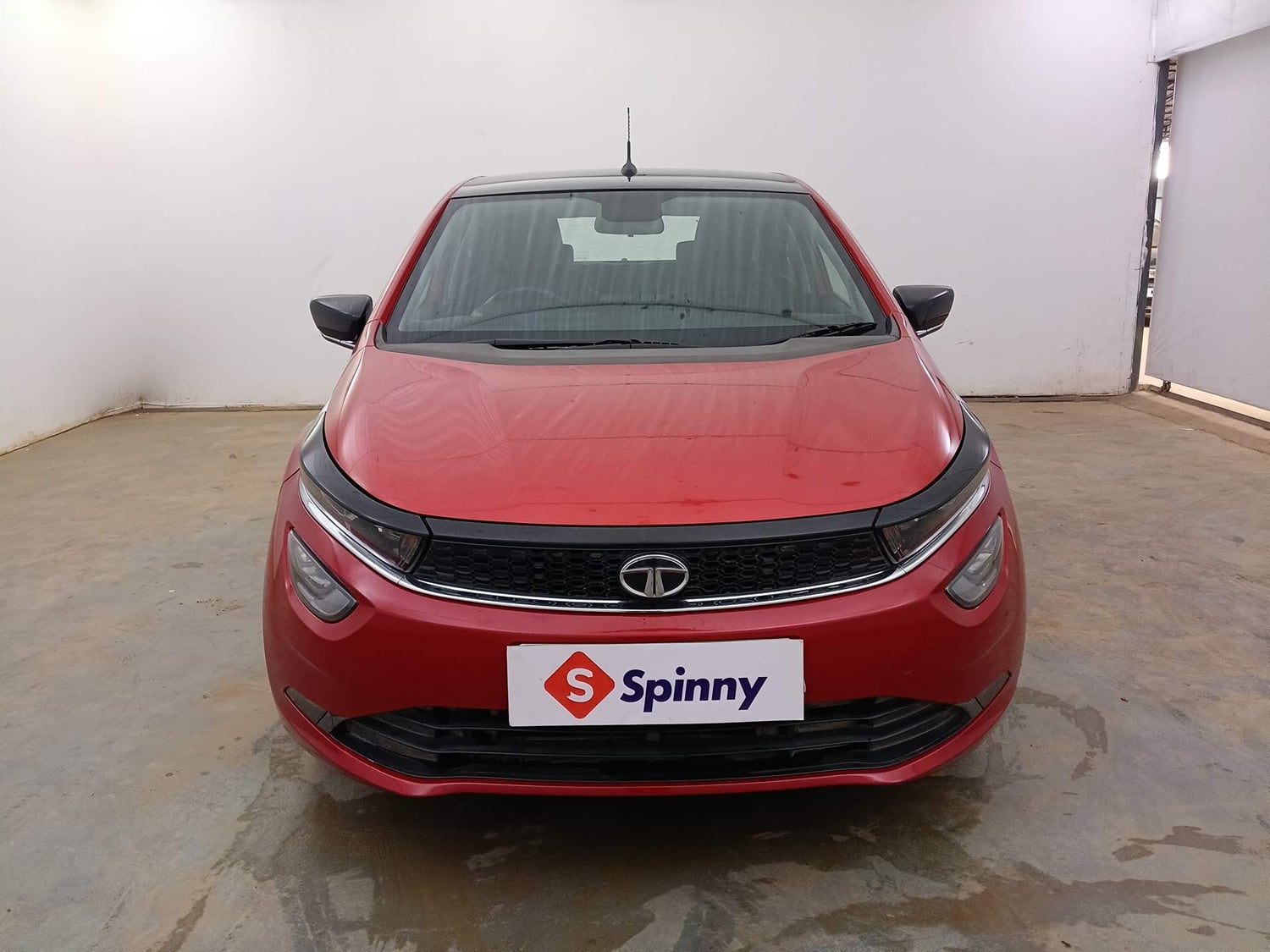 Used 2020 Tata Altroz XZ Petrol Petrol Manual exterior FRONT VIEW