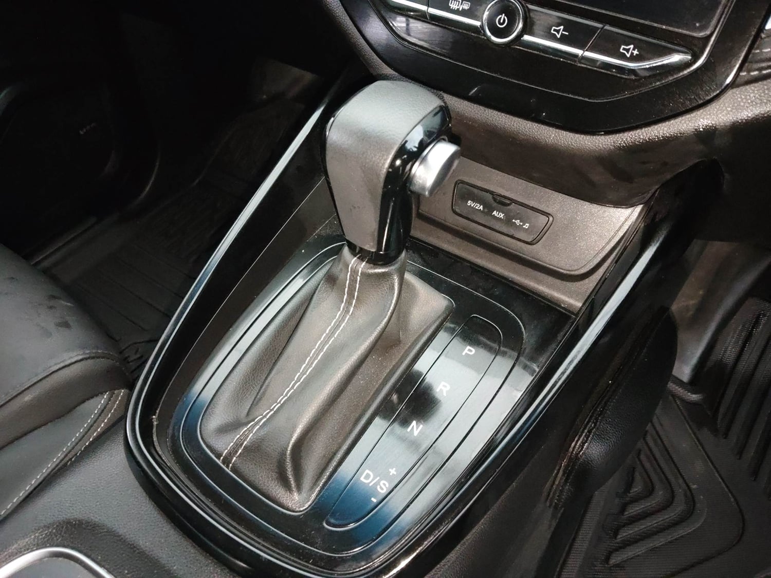 Used 2020 MG Motors Hector Sharp 1.5 DCT Petrol Petrol Automatic interior GEAR  KNOB VIEW