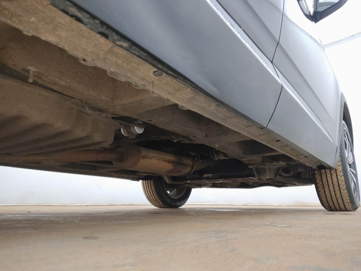 Used 2020 MG Motors Hector Sharp 1.5 DCT Petrol Petrol Automatic extra REAR RIGHT UNDERBODY VIEW