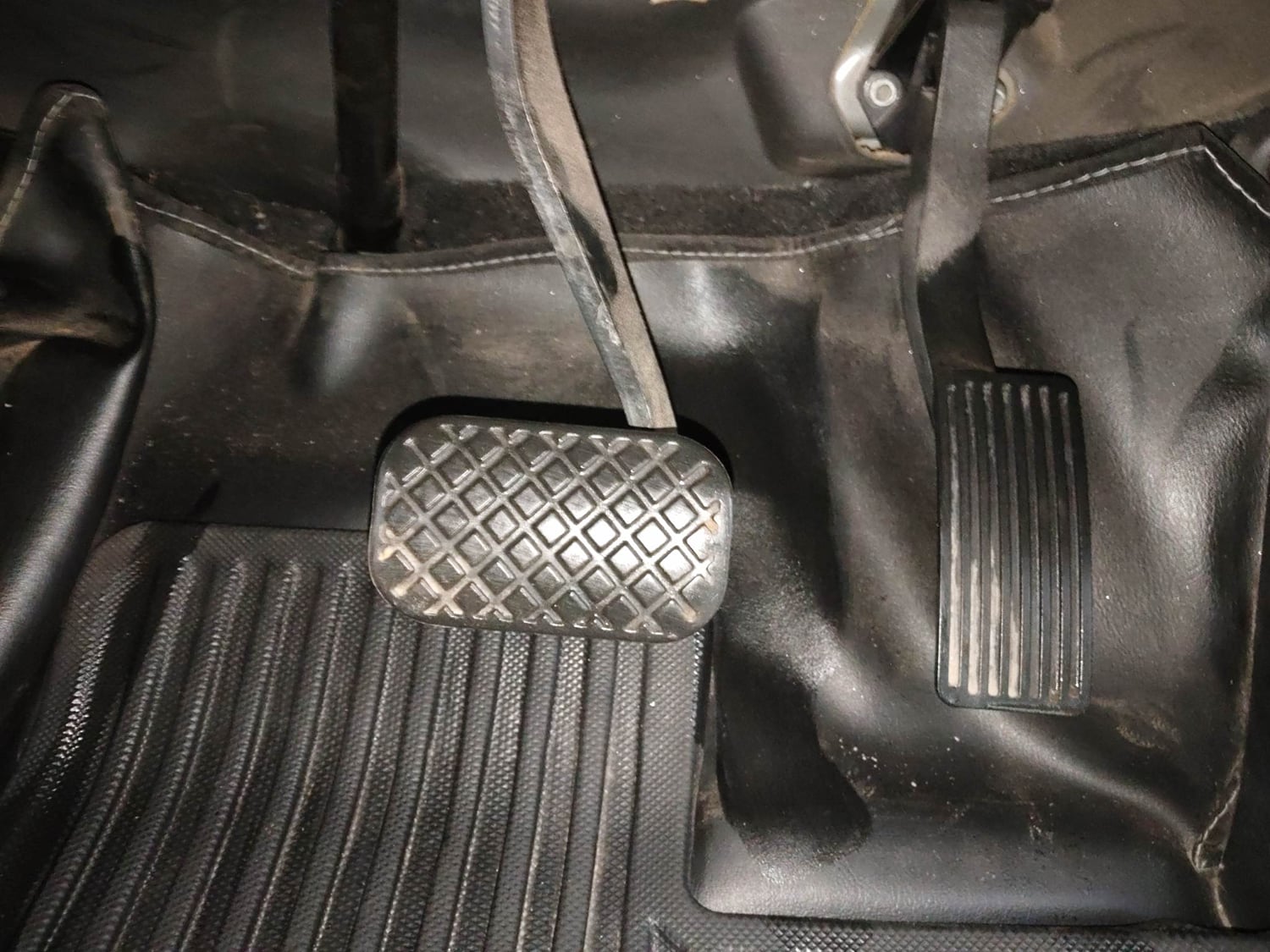 Used 2020 MG Motors Hector Sharp 1.5 DCT Petrol Petrol Automatic interior PEDALS VIEW