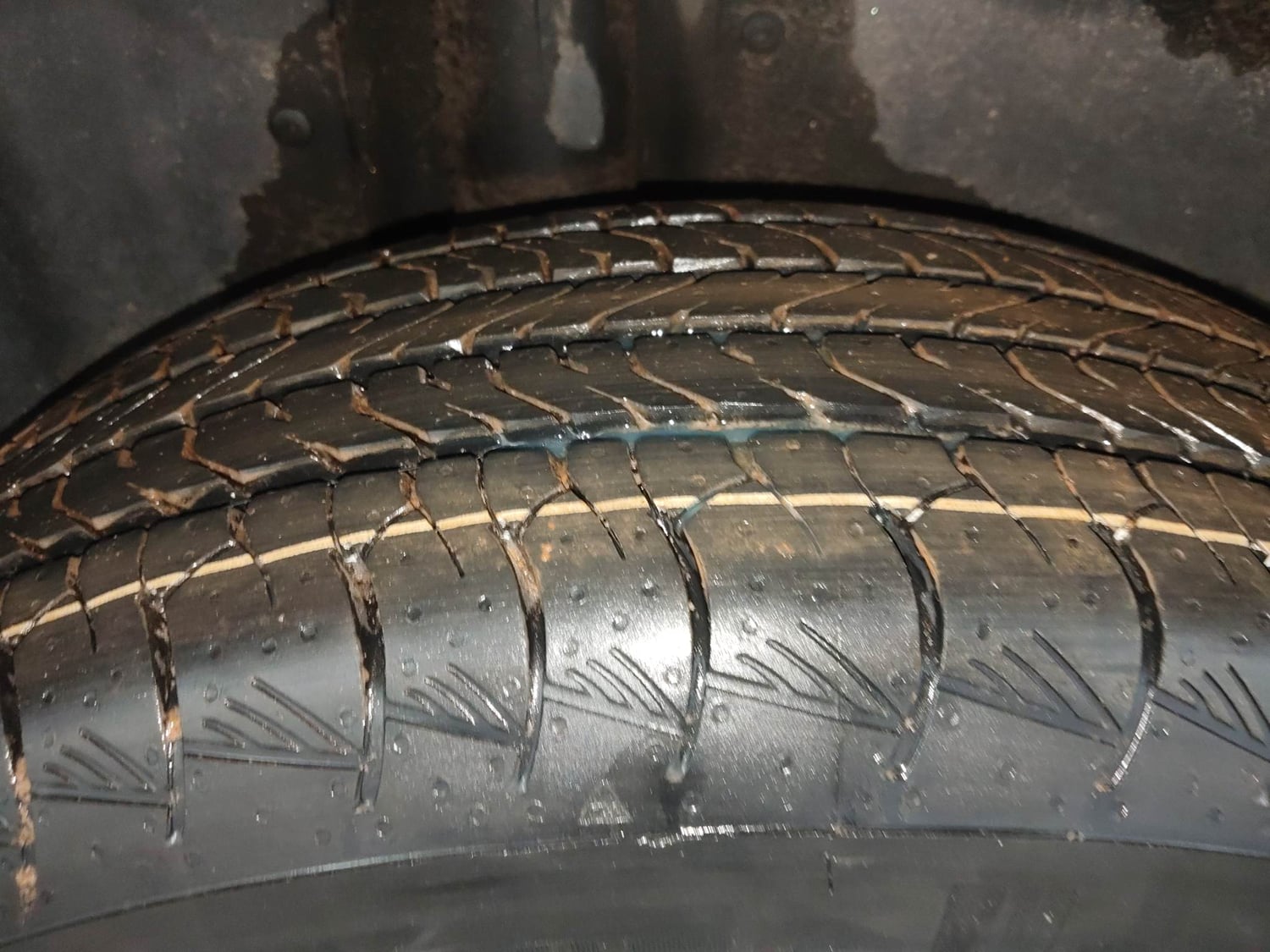 Used 2020 MG Motors Hector Sharp 1.5 DCT Petrol Petrol Automatic tyres RIGHT REAR TYRE TREAD VIEW