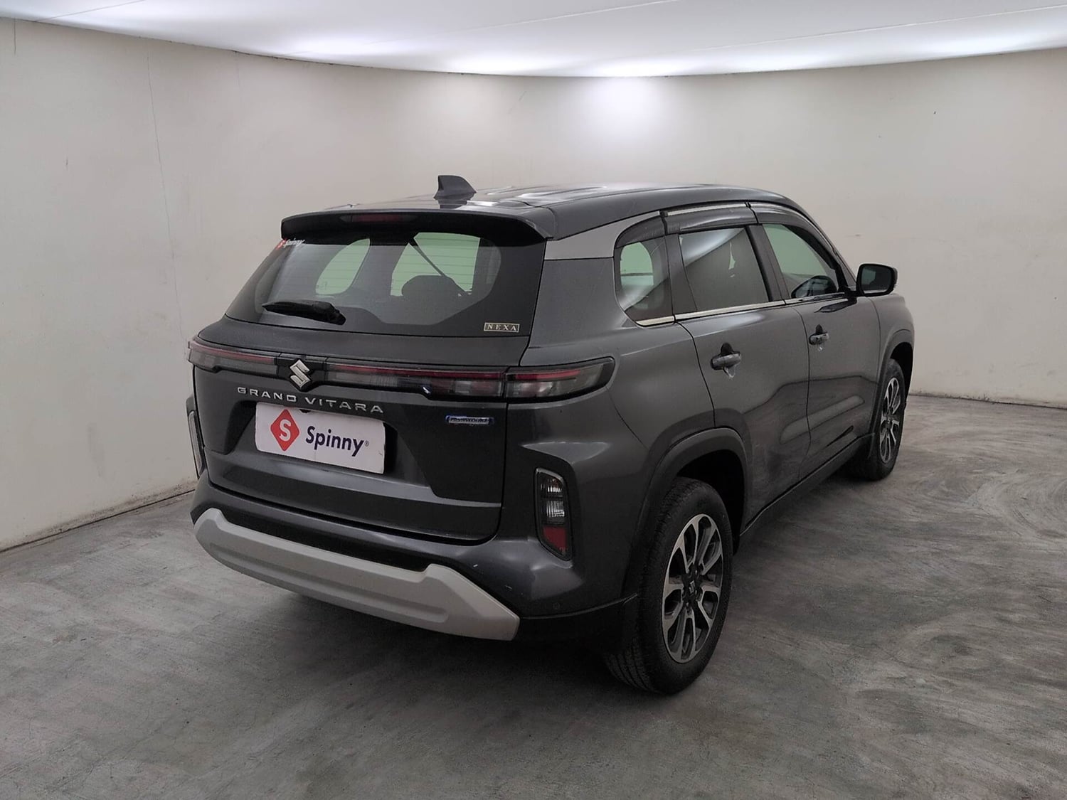 Used 2022 Maruti Suzuki Grand Vitara Zeta Smart Hybrid AT Petrol Automatic exterior RIGHT REAR CORNER VIEW