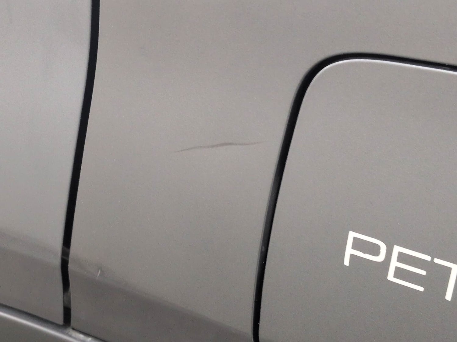 Used 2022 Maruti Suzuki Grand Vitara Zeta Smart Hybrid AT Petrol Automatic dents MINOR SCRATCH