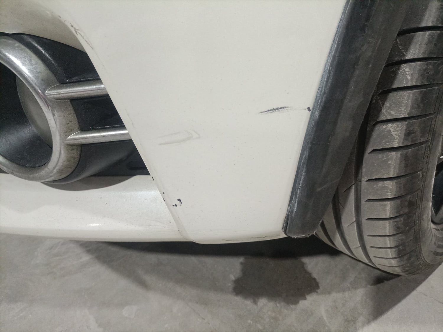 Used 2017 Maruti Suzuki Ignis Zeta 1.2 AMT Petrol Automatic dents MINOR SCRATCH
