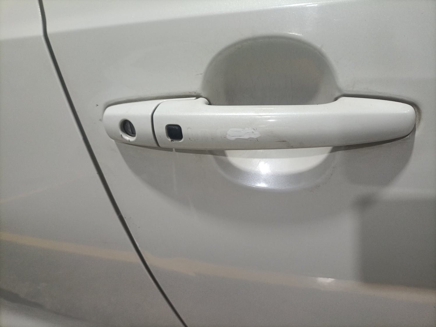 Used 2017 Maruti Suzuki Ignis Zeta 1.2 AMT Petrol Automatic dents MINOR SCRATCH