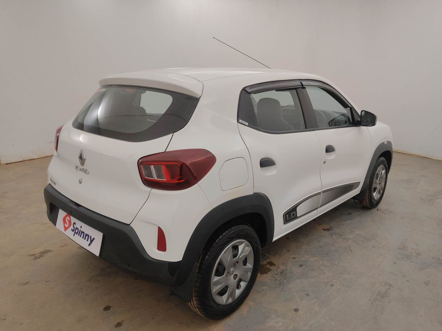 Used 2021 Renault Kwid RXT 1.0 Opt Petrol Manual exterior RIGHT REAR CORNER VIEW