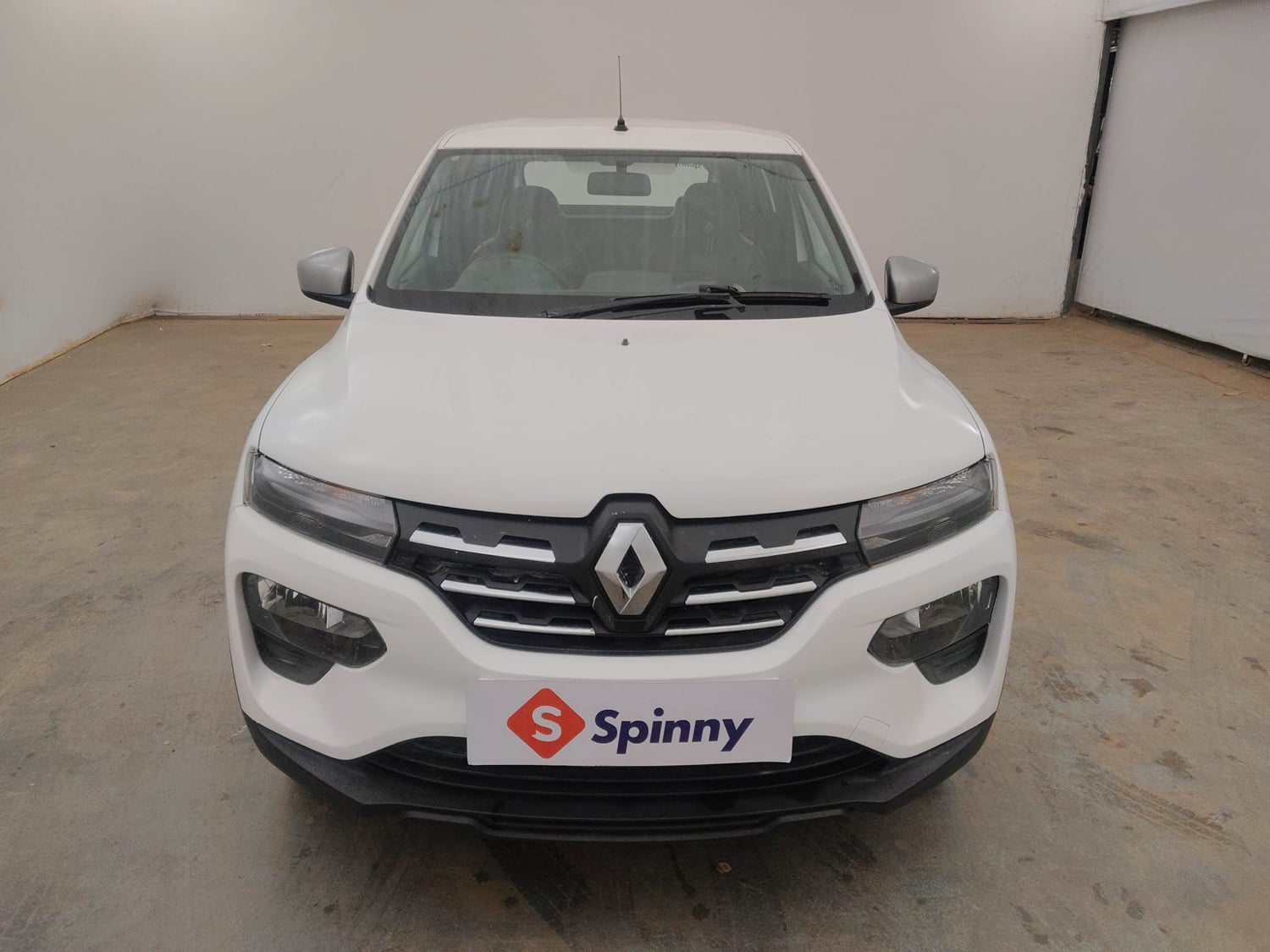 Used 2021 Renault Kwid RXT 1.0 Opt Petrol Manual exterior FRONT VIEW