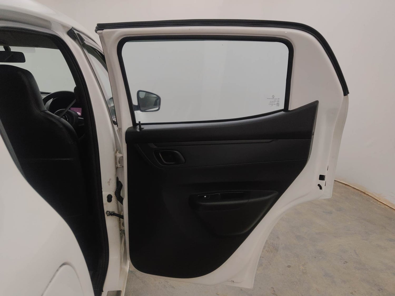 Used 2021 Renault Kwid RXT 1.0 Opt Petrol Manual interior RIGHT REAR DOOR OPEN VIEW