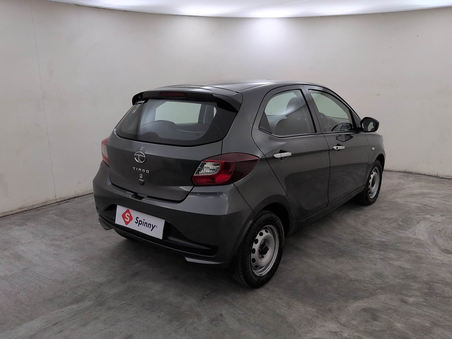 Used 2021 Tata Tiago XE Petrol Manual exterior RIGHT REAR CORNER VIEW