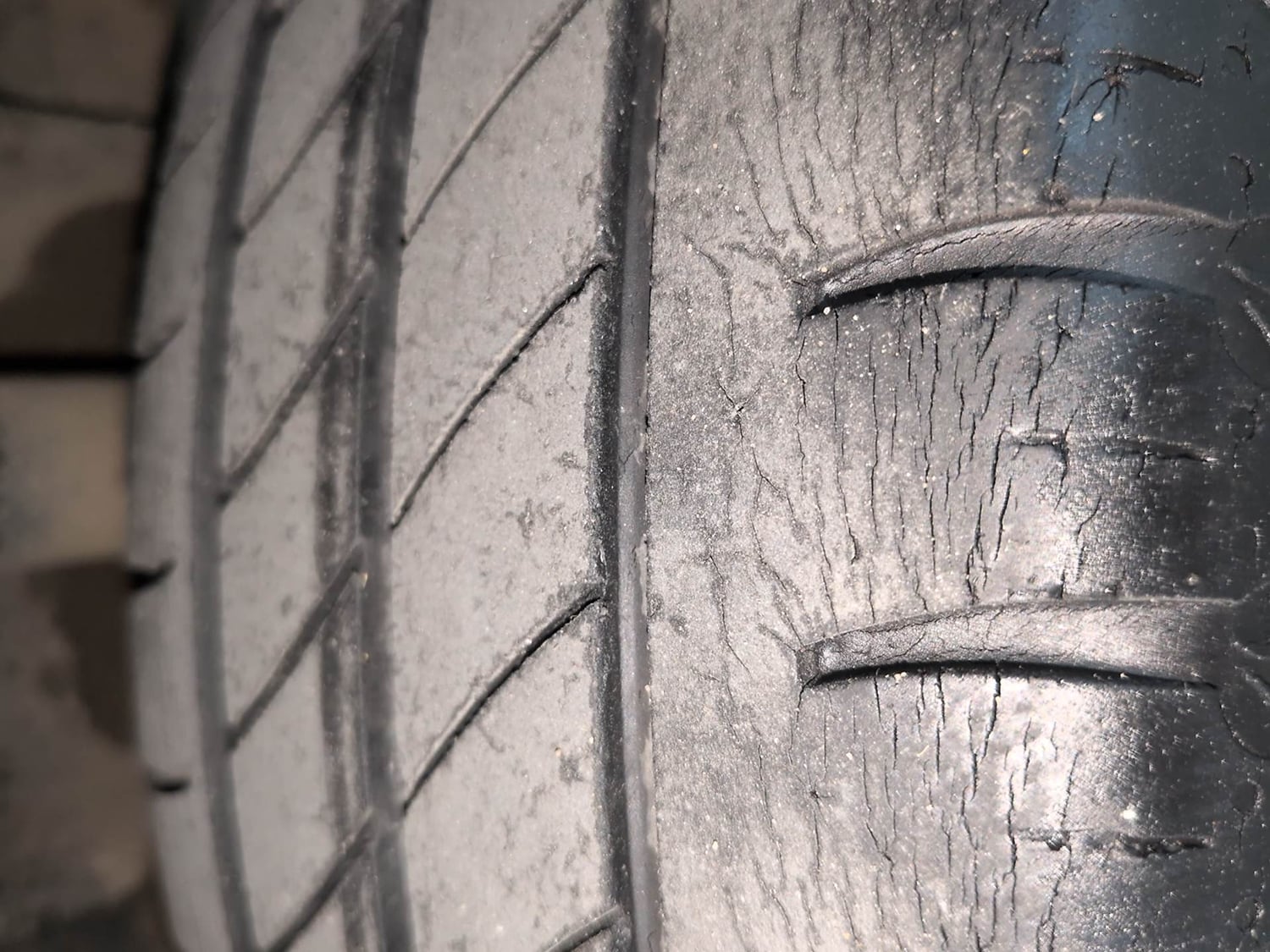 Used 2021 Tata Tiago XE Petrol Manual tyres LEFT REAR TYRE TREAD VIEW