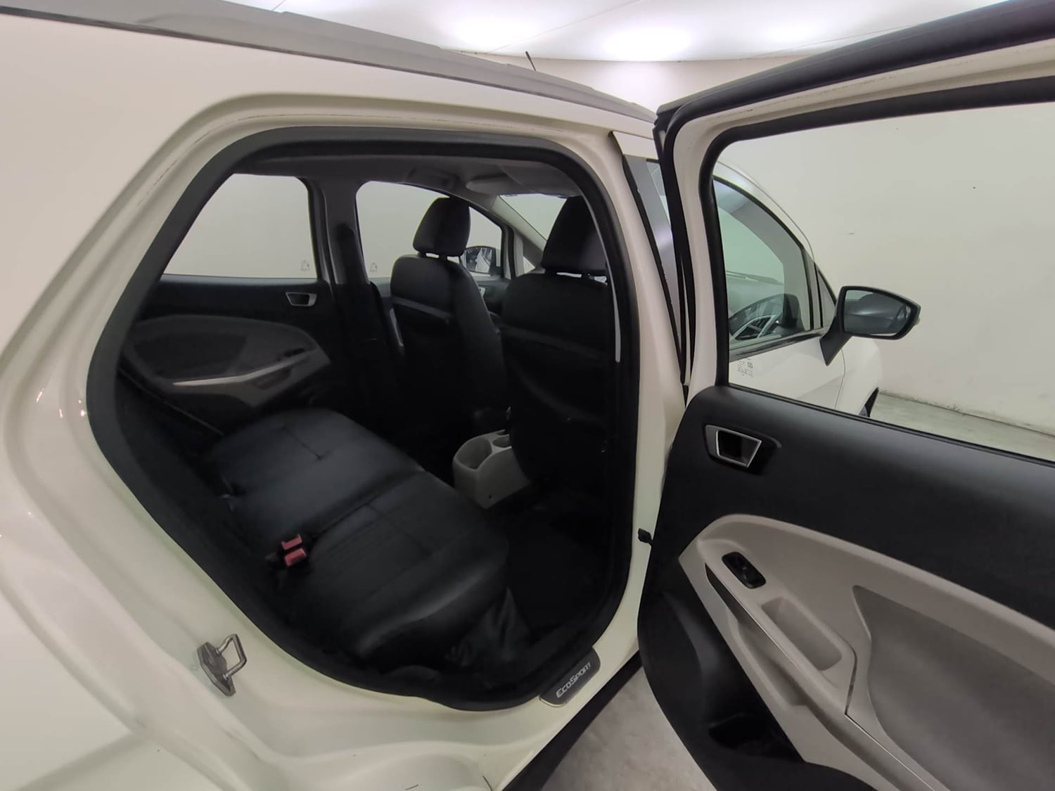 Used 2014 Ford EcoSport Titanium 1.5 TDCi Diesel Manual interior RIGHT SIDE REAR DOOR CABIN VIEW