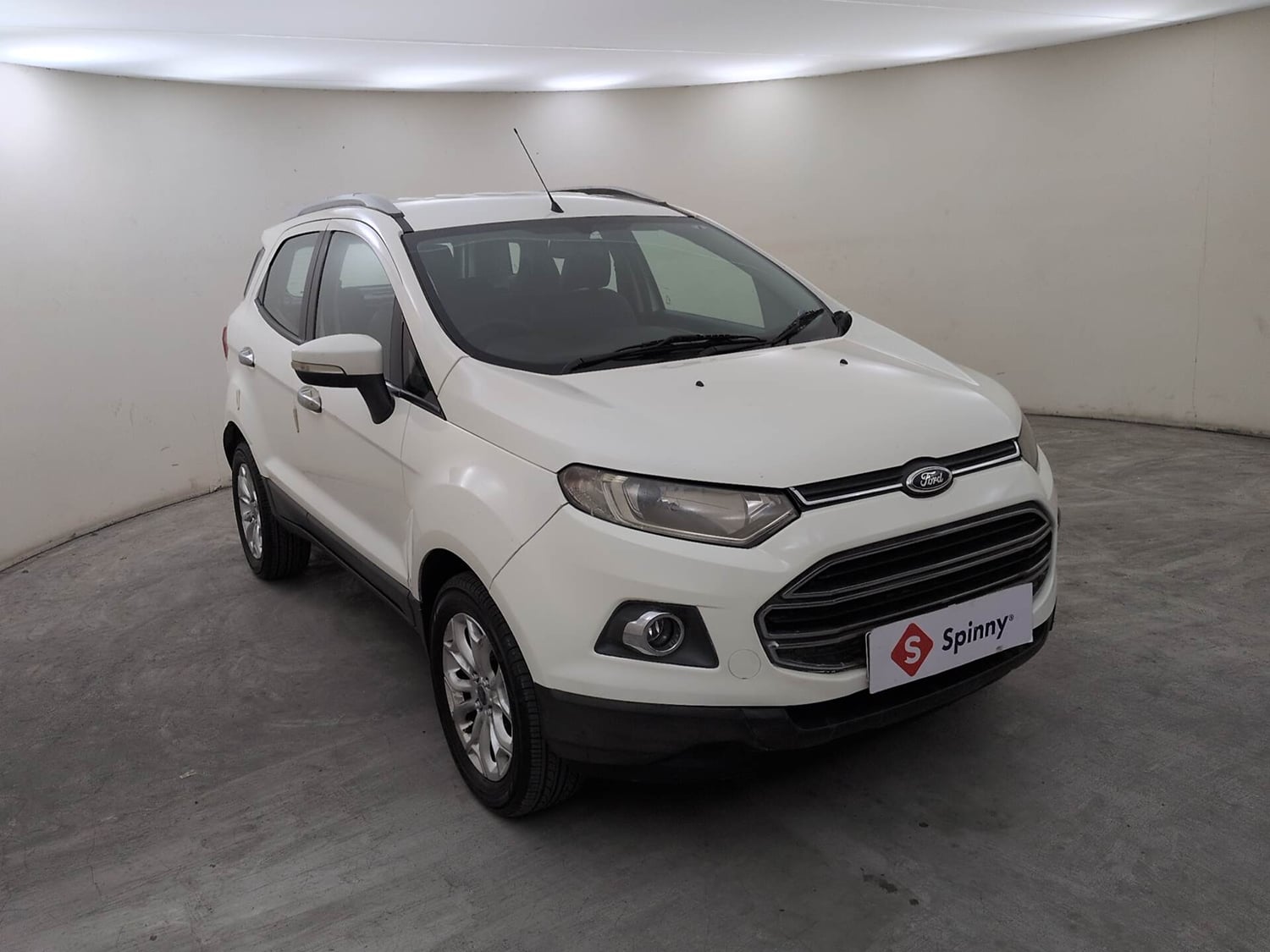 Used 2014 Ford EcoSport Titanium 1.5 TDCi Diesel Manual exterior RIGHT FRONT CORNER VIEW