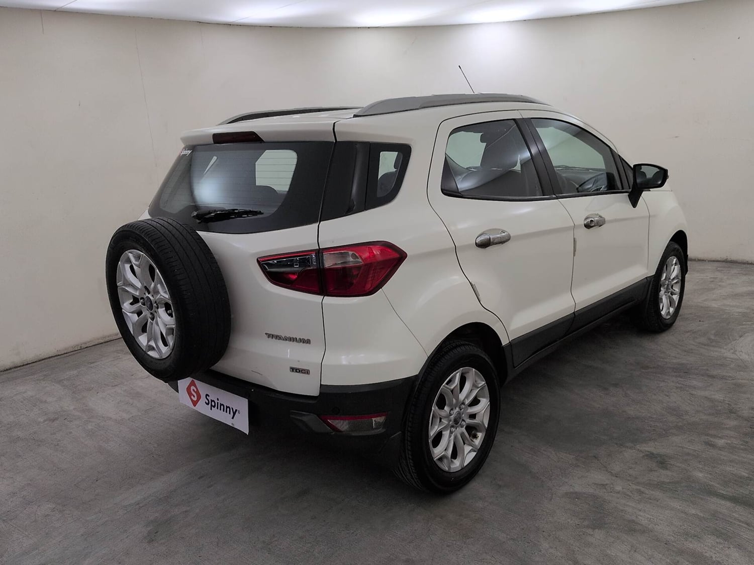 Used 2014 Ford EcoSport Titanium 1.5 TDCi Diesel Manual exterior RIGHT REAR CORNER VIEW