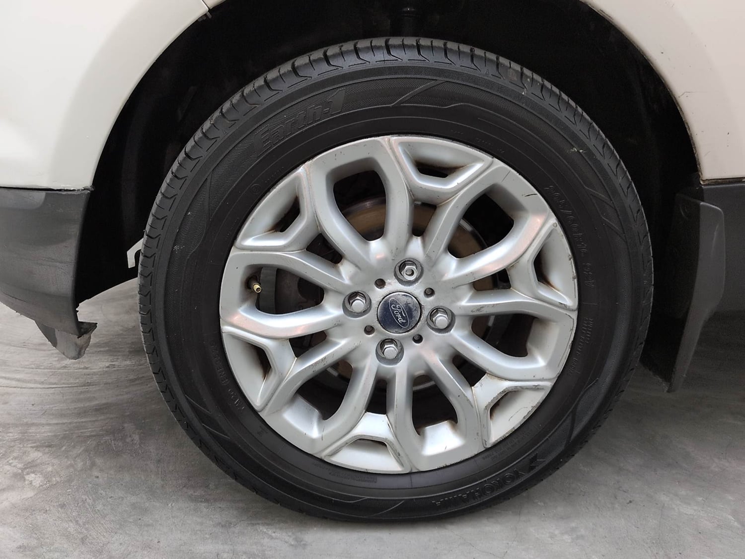 Used 2014 Ford EcoSport Titanium 1.5 TDCi Diesel Manual tyres LEFT FRONT TYRE RIM VIEW