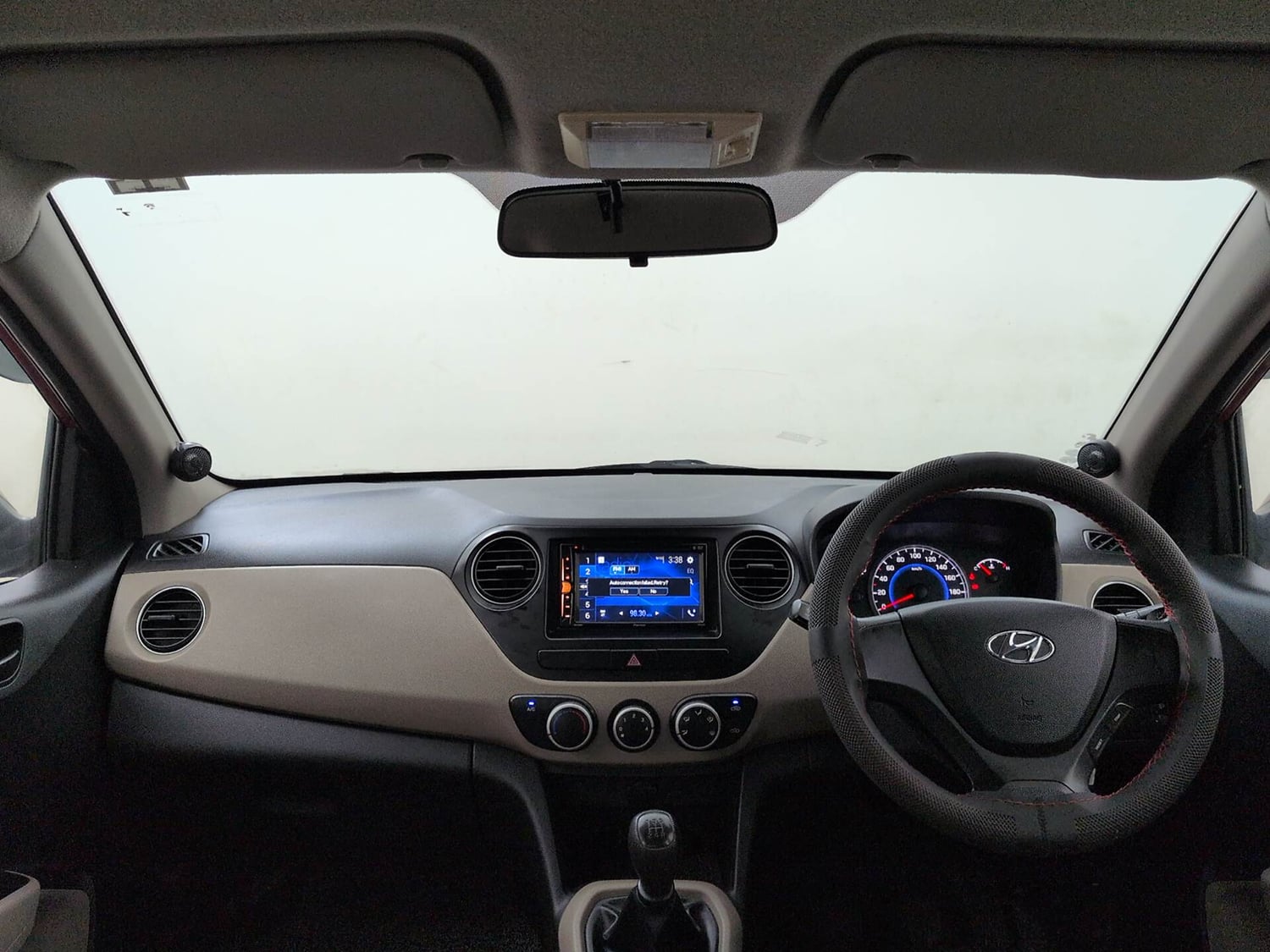 Used 2017 Hyundai Grand i10 Magna 1.2 Kappa VTVT Petrol Manual interior DASHBOARD VIEW