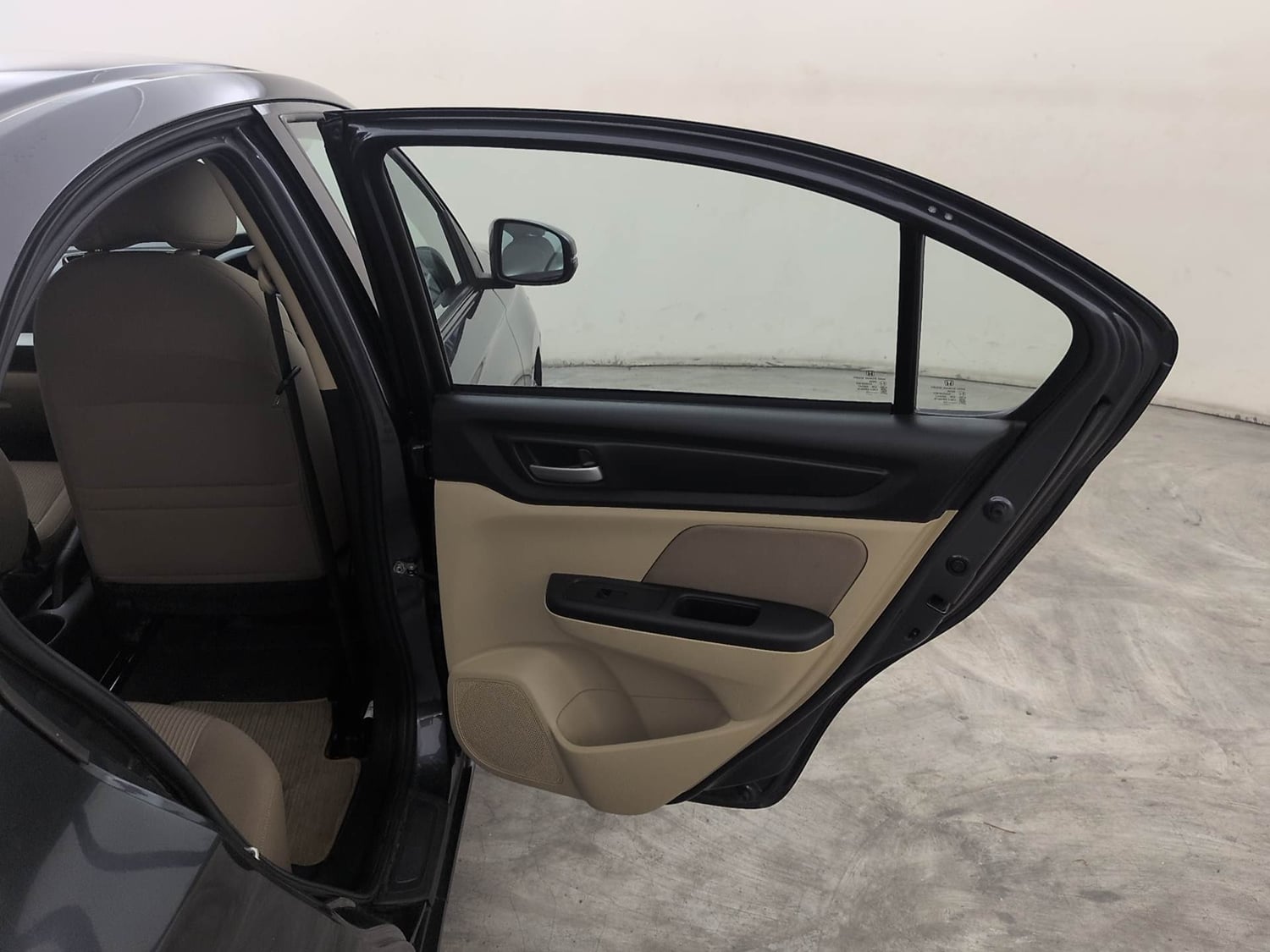 Used 2023 Honda Amaze VX 1.2 Petrol MT Petrol Manual interior RIGHT REAR DOOR OPEN VIEW