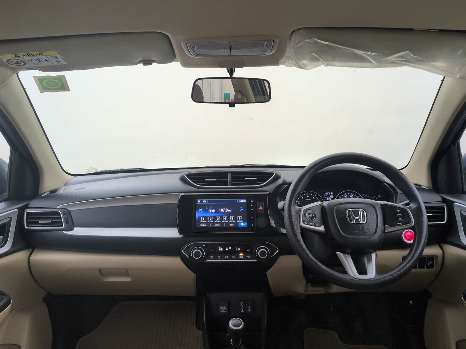 Used 2023 Honda Amaze VX 1.2 Petrol MT Petrol Manual interior DASHBOARD VIEW