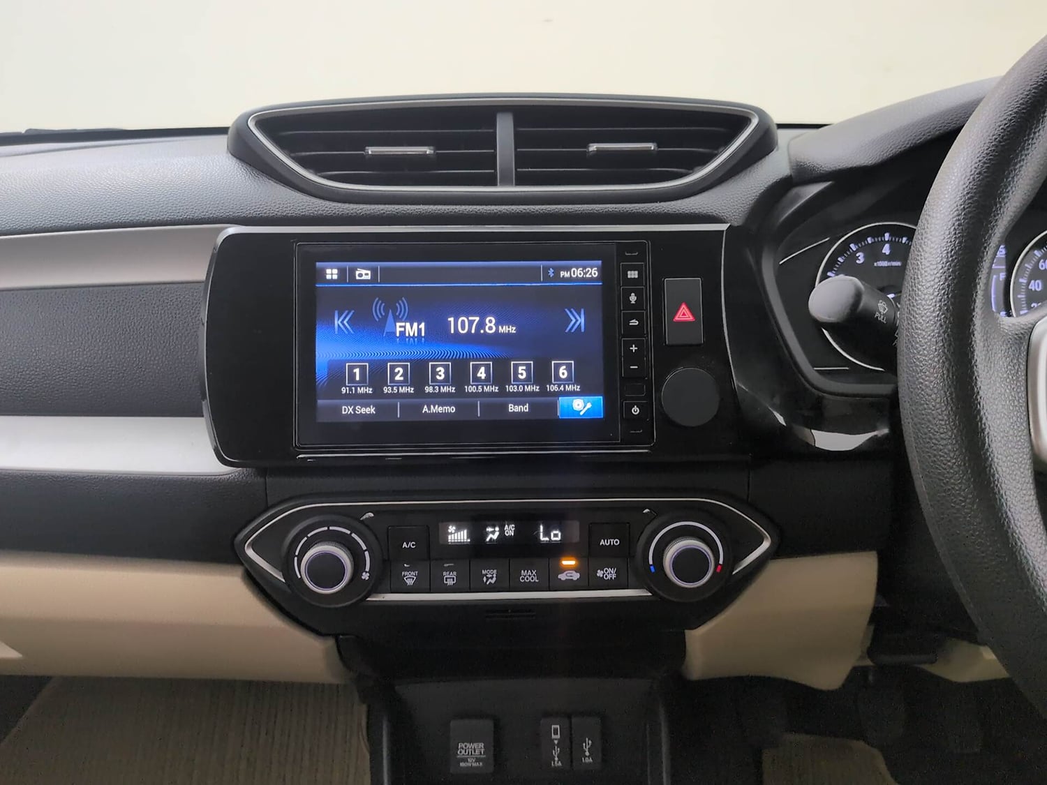Used 2023 Honda Amaze VX 1.2 Petrol MT Petrol Manual interior MUSIC SYSTEM & AC CONTROL VIEW