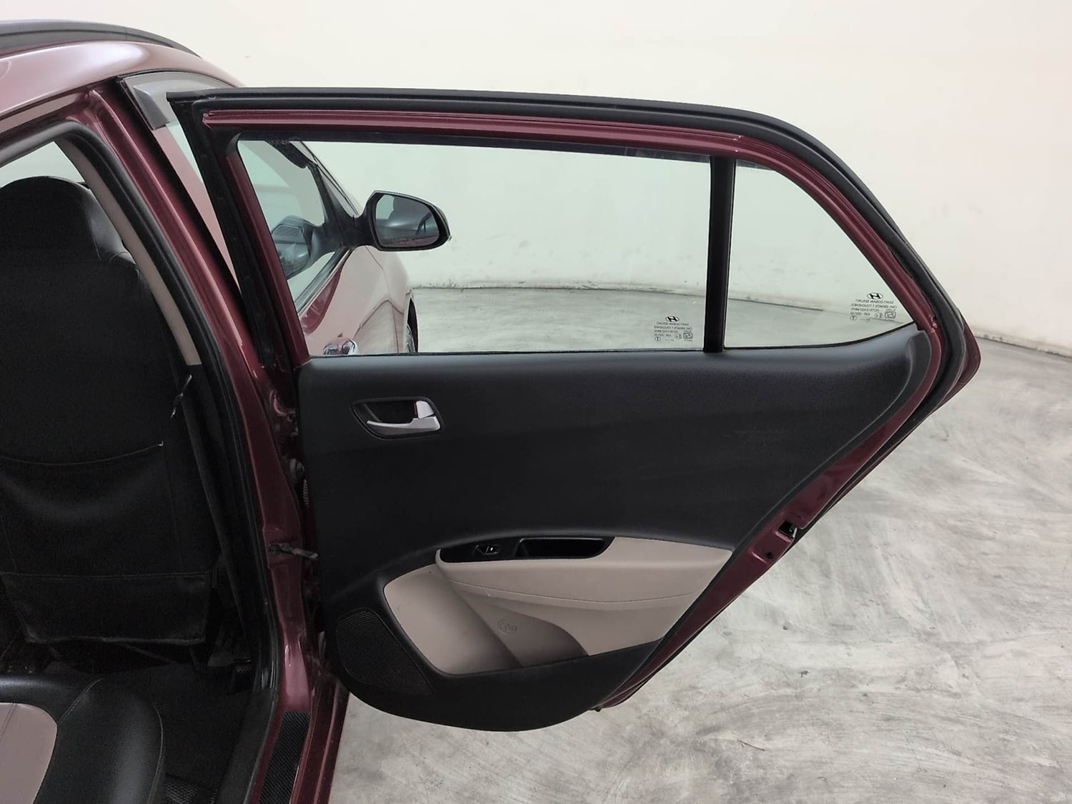 Used 2016 Hyundai Grand i10 Asta 1.2 Kappa VTVT Petrol Manual interior RIGHT REAR DOOR OPEN VIEW