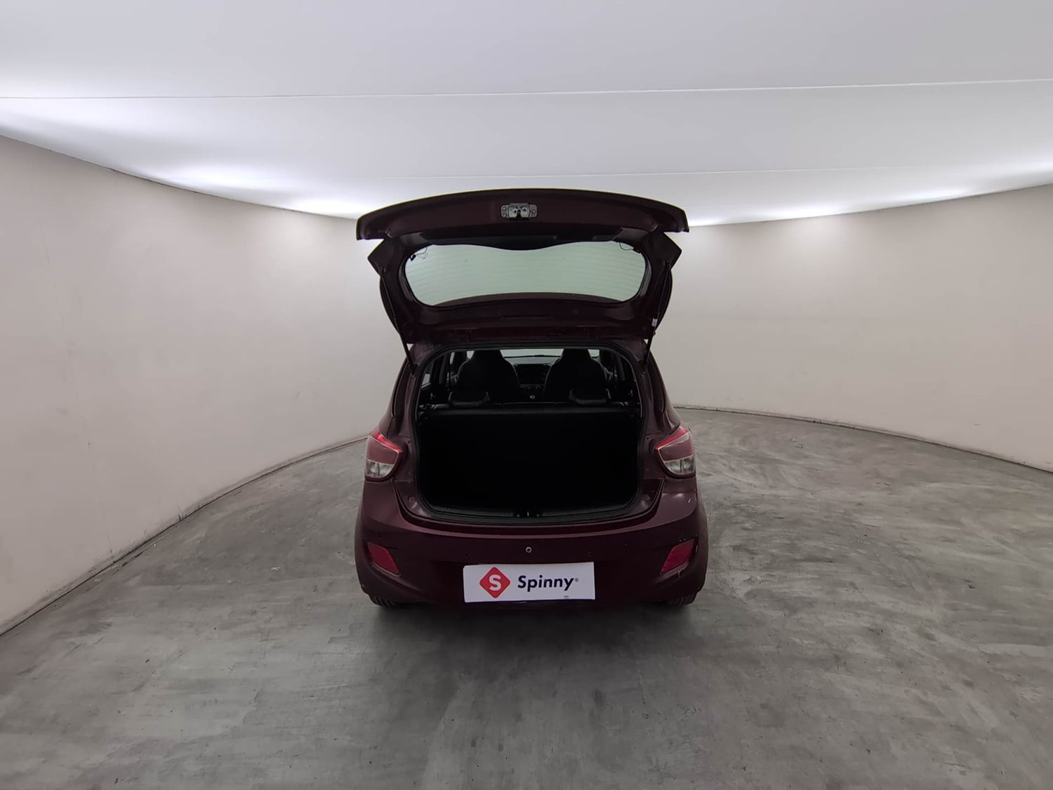 Used 2016 Hyundai Grand i10 Asta 1.2 Kappa VTVT Petrol Manual interior DICKY DOOR OPEN VIEW