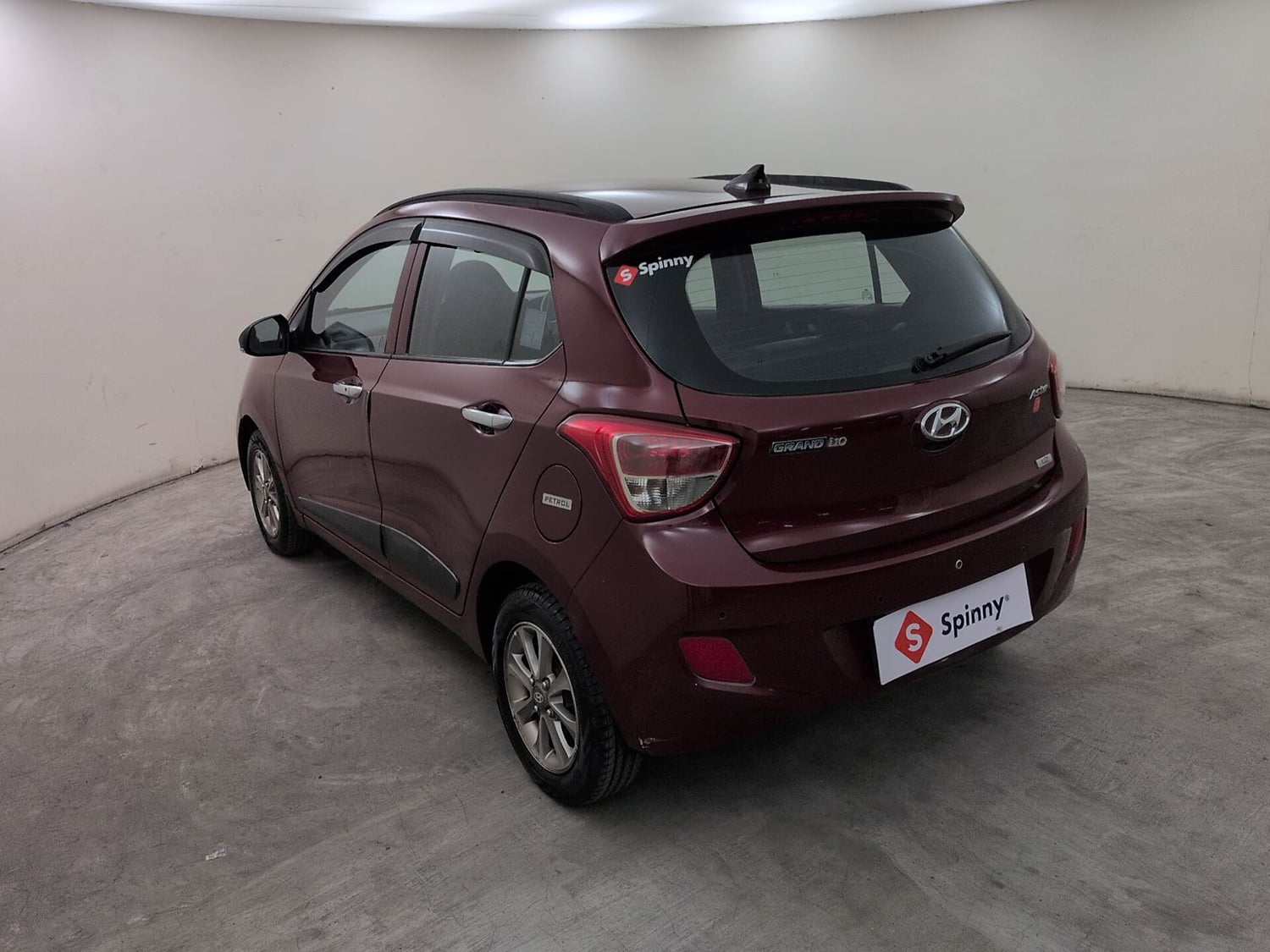 Used 2016 Hyundai Grand i10 Asta 1.2 Kappa VTVT Petrol Manual exterior LEFT REAR CORNER VIEW