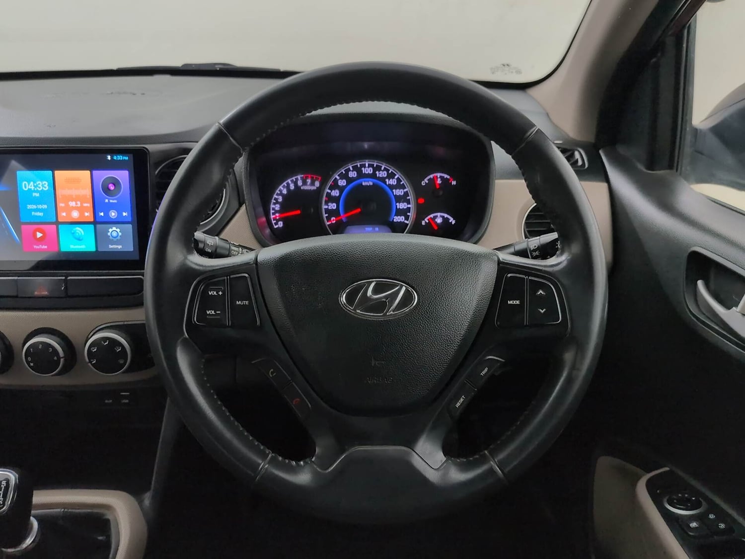 Used 2016 Hyundai Grand i10 Asta 1.2 Kappa VTVT Petrol Manual interior STEERING VIEW