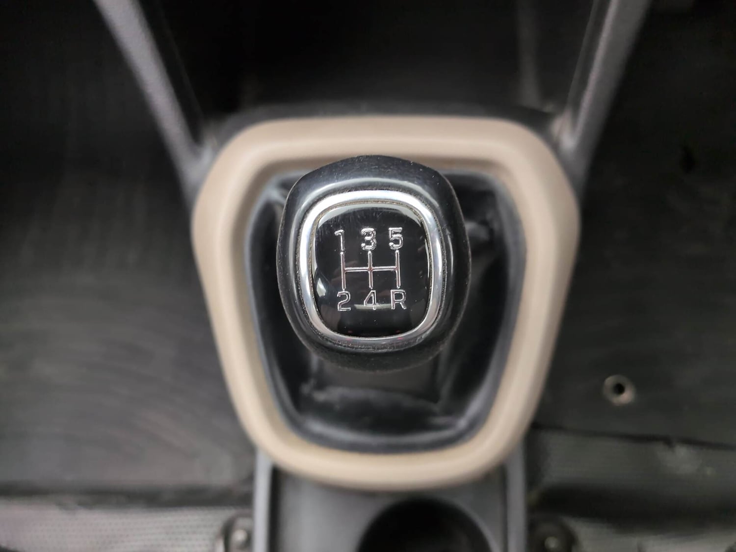 Used 2016 Hyundai Grand i10 Asta 1.2 Kappa VTVT Petrol Manual interior GEAR  KNOB VIEW