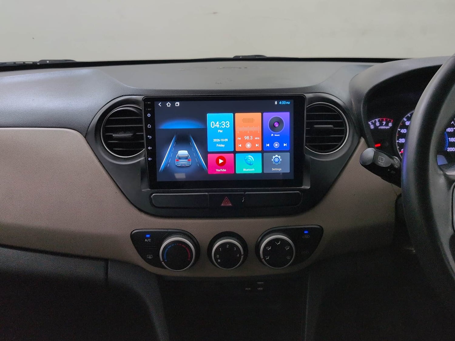 Used 2016 Hyundai Grand i10 Asta 1.2 Kappa VTVT Petrol Manual interior MUSIC SYSTEM & AC CONTROL VIEW